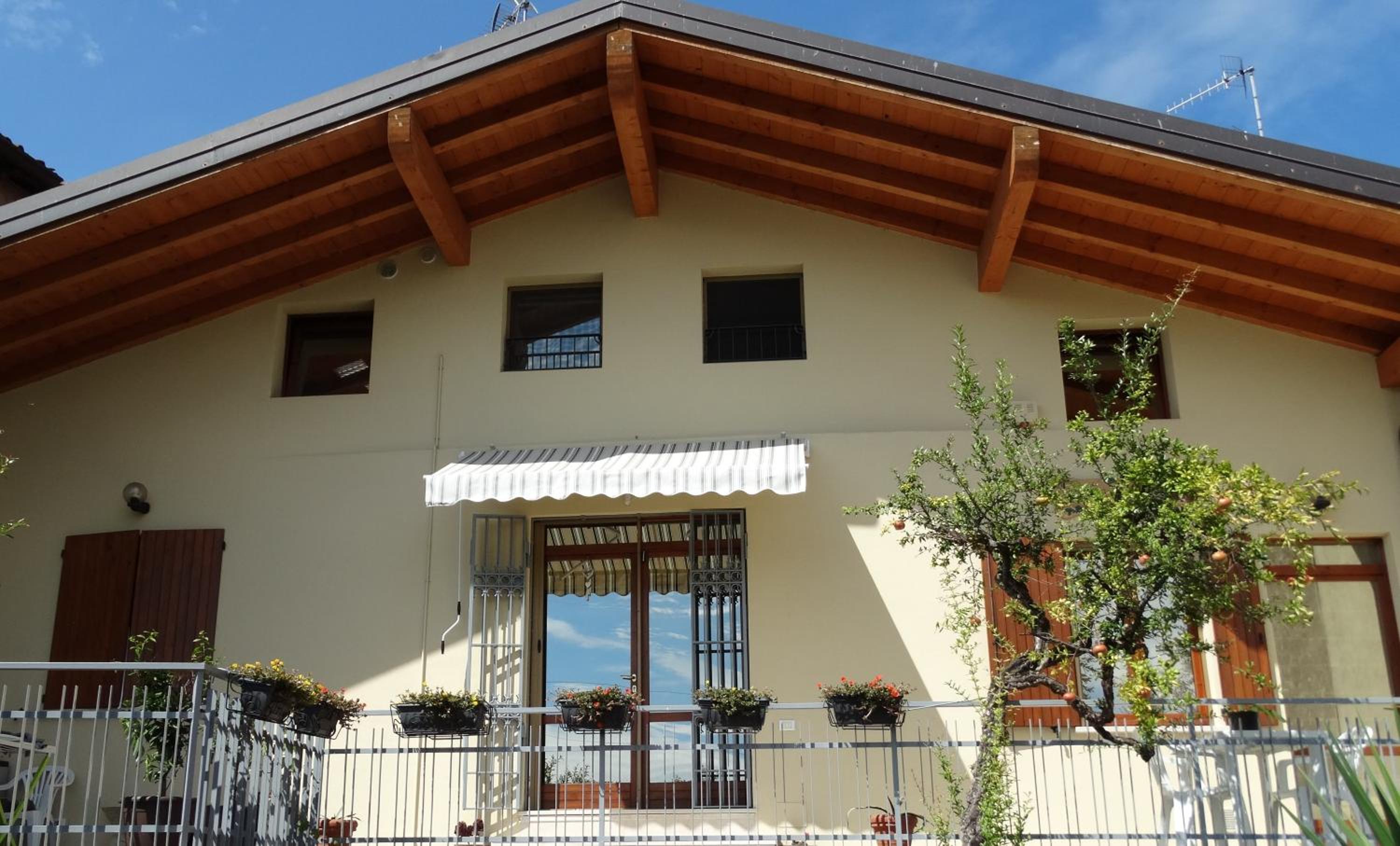 Apartment with Terrace photo 2