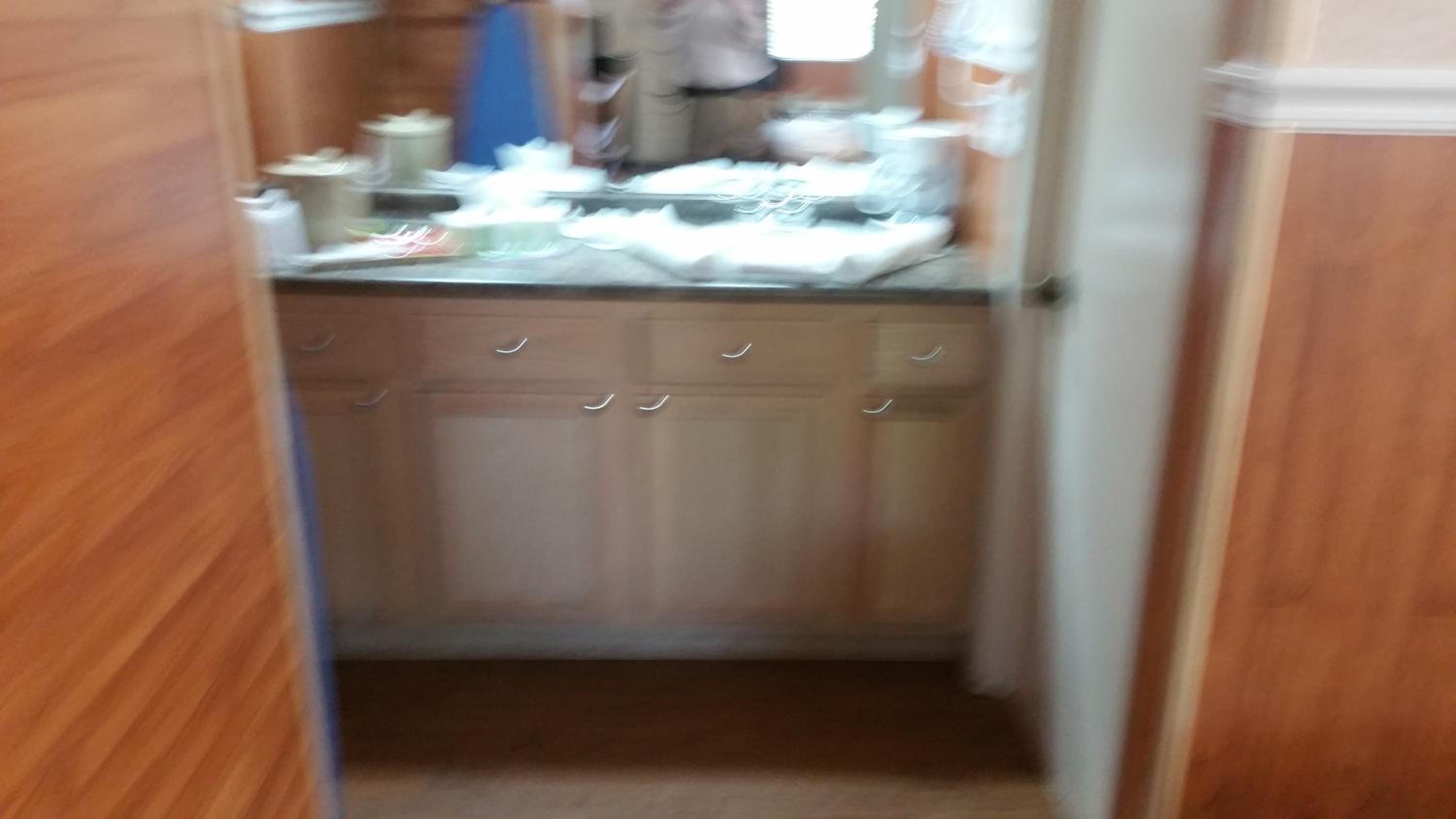 King Room - Non-Smoking - Photo 9