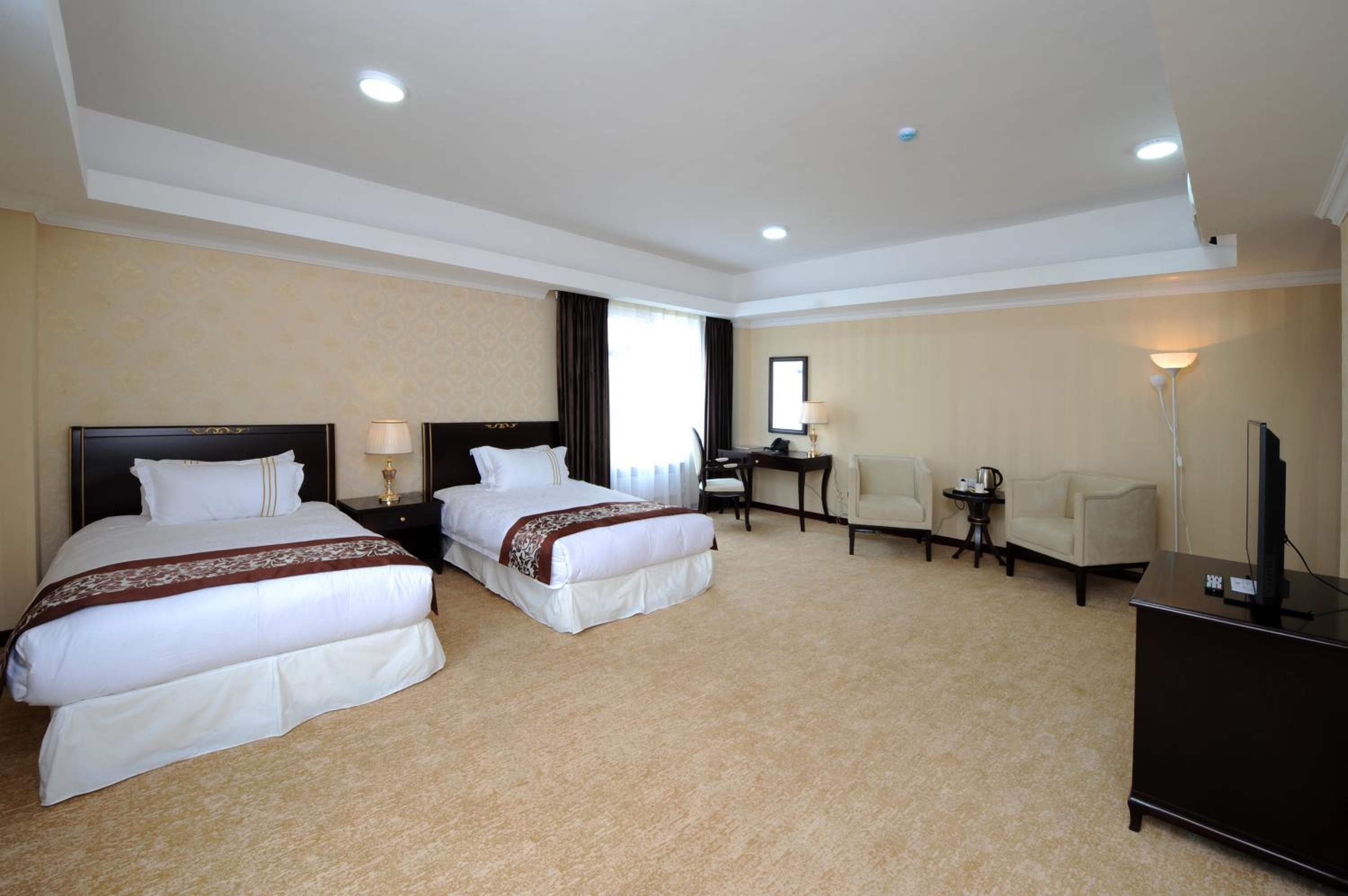 Deluxe Twin Room photo 1