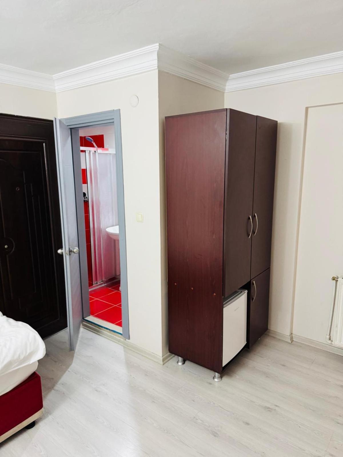 Economy Quadruple Room photo 3