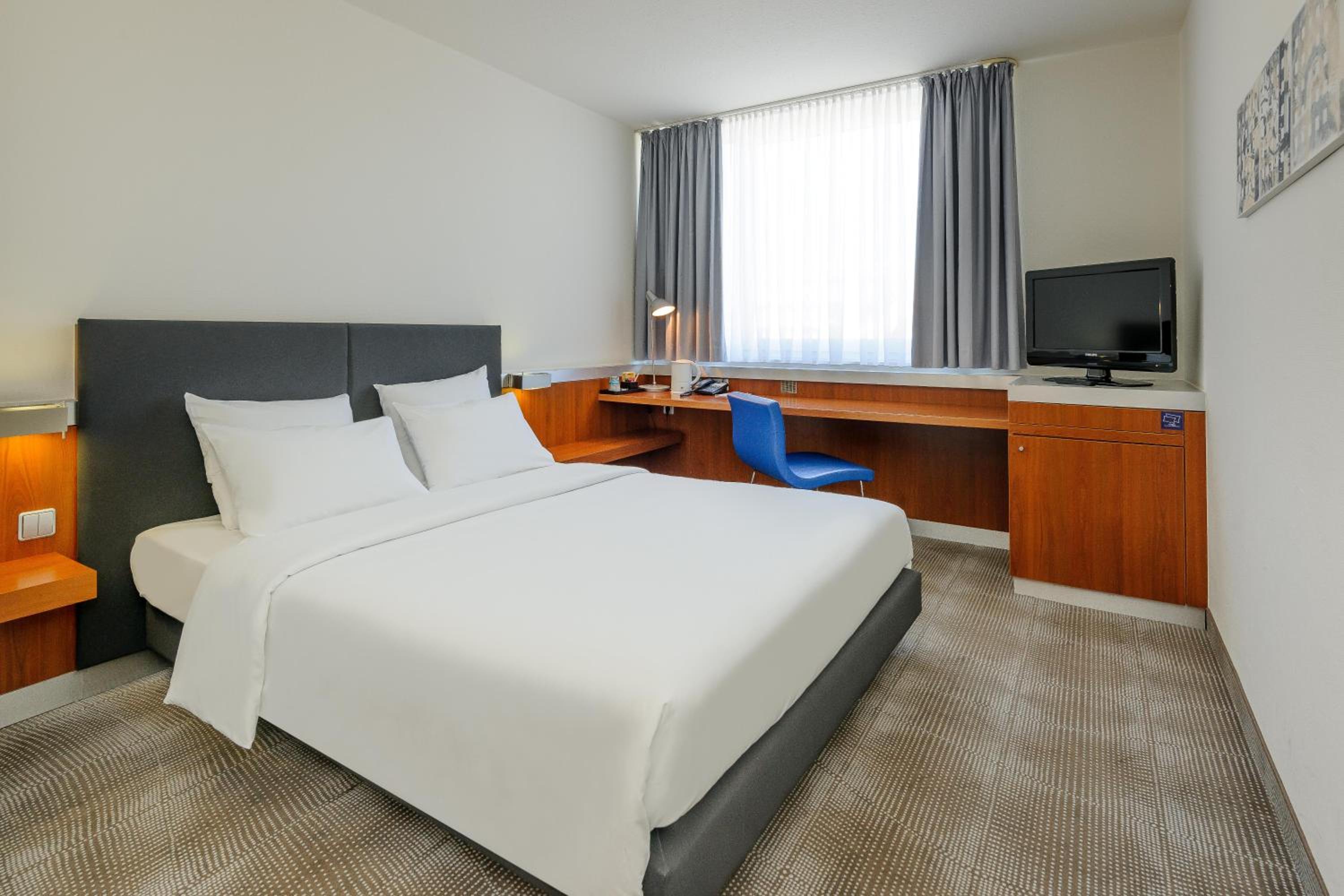 Standard Double Room - Photo 4