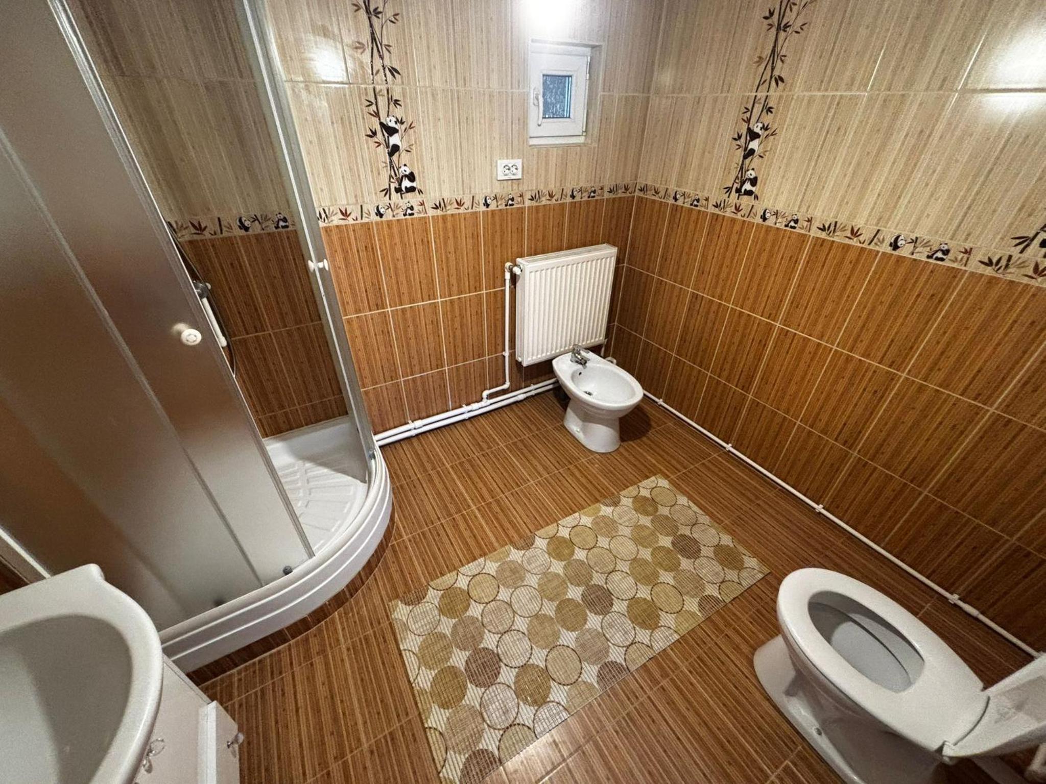 Deluxe Room (2 Adults + 1 Child) photo 3