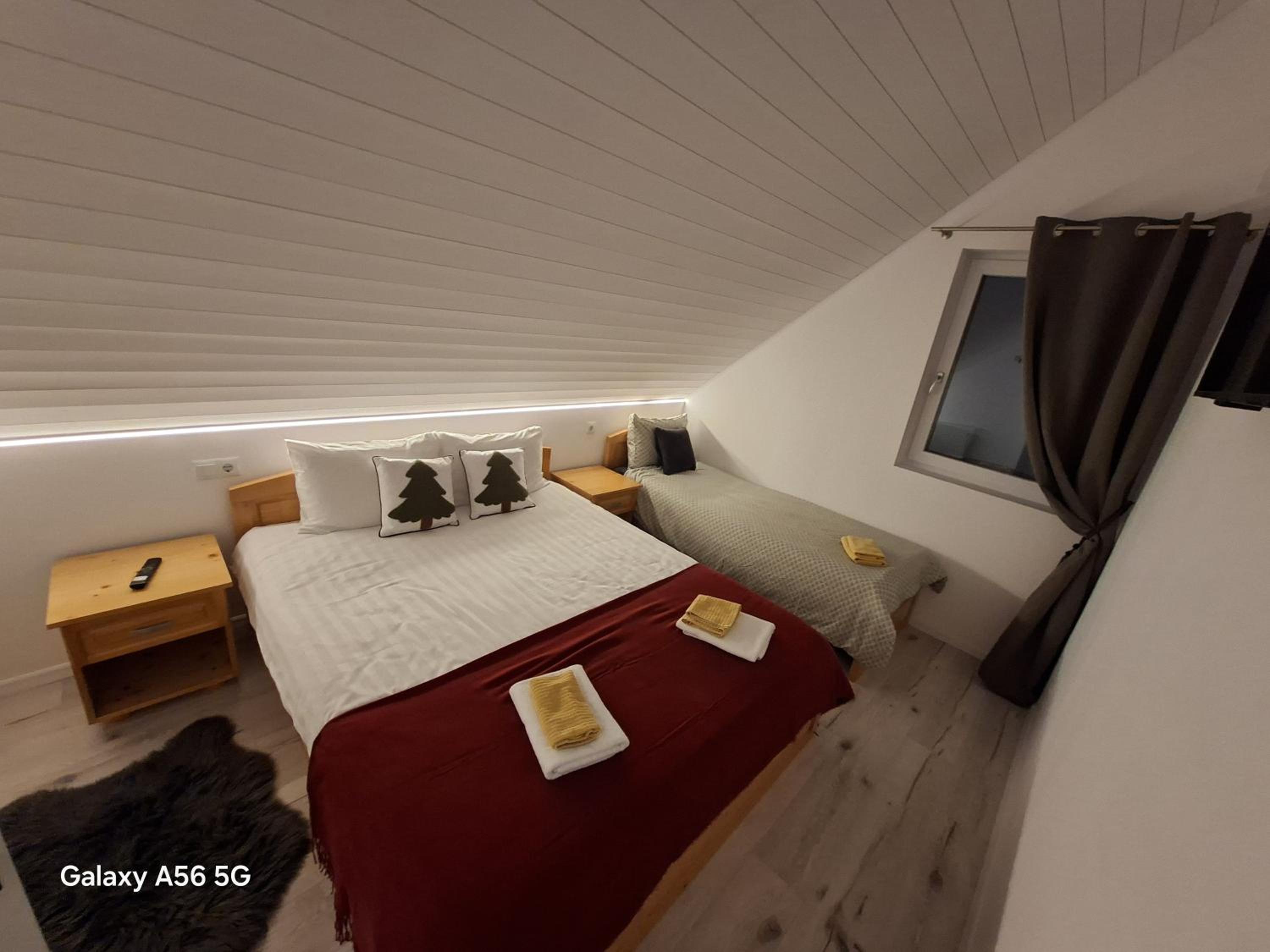 Three-Bedroom Vacation Home  photo 1