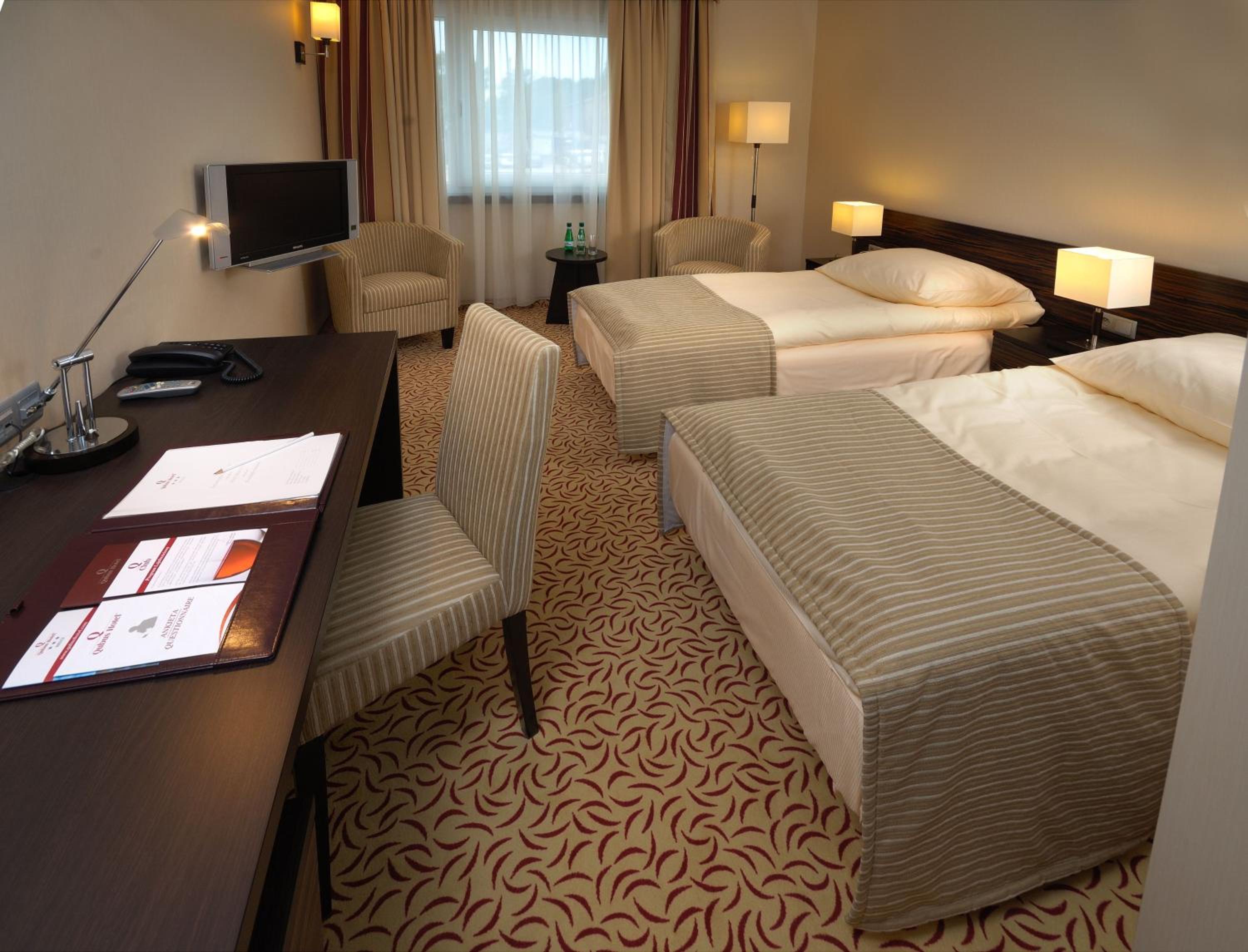 Twin Room - Photo 6