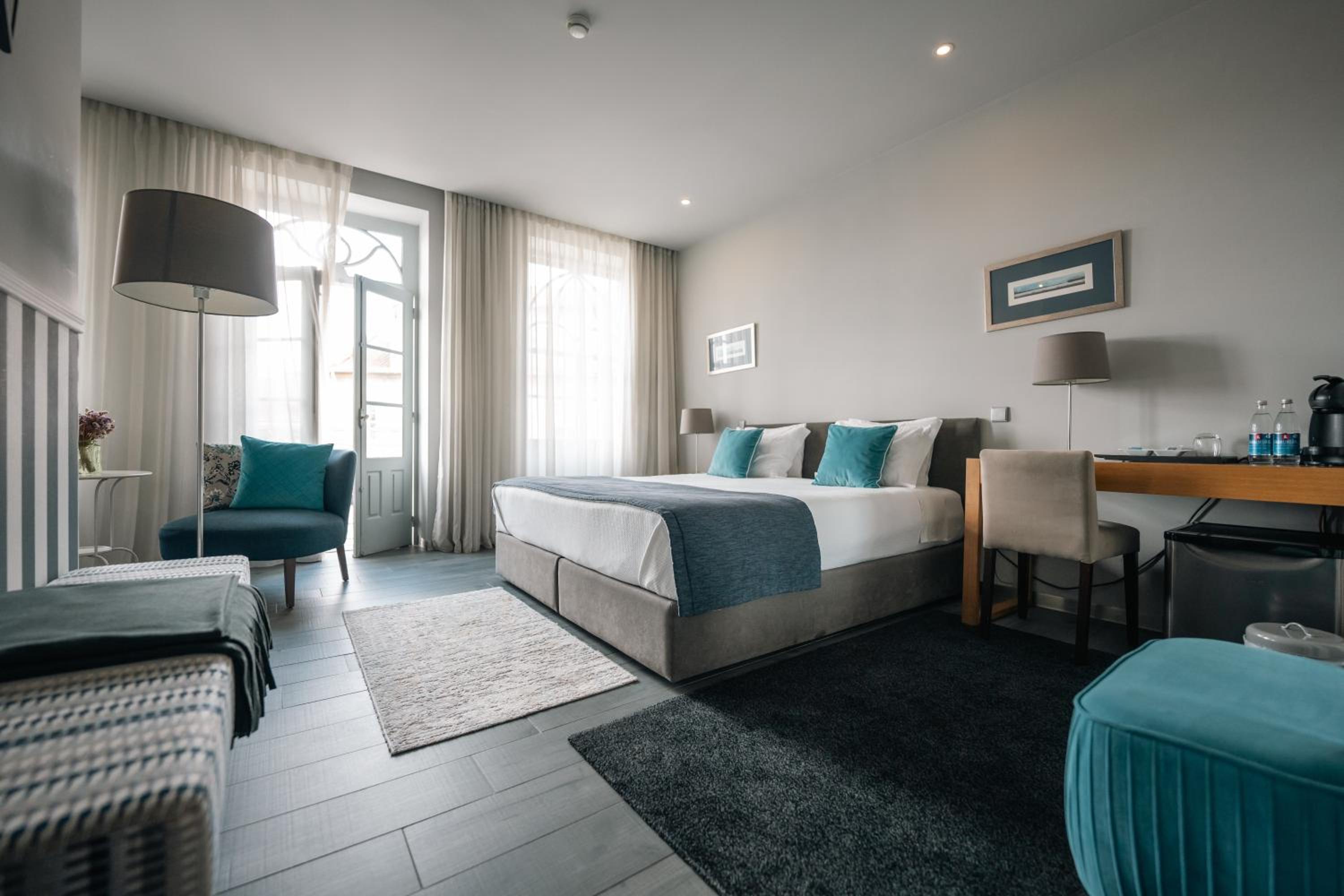 Large Double or Twin Room photo 2