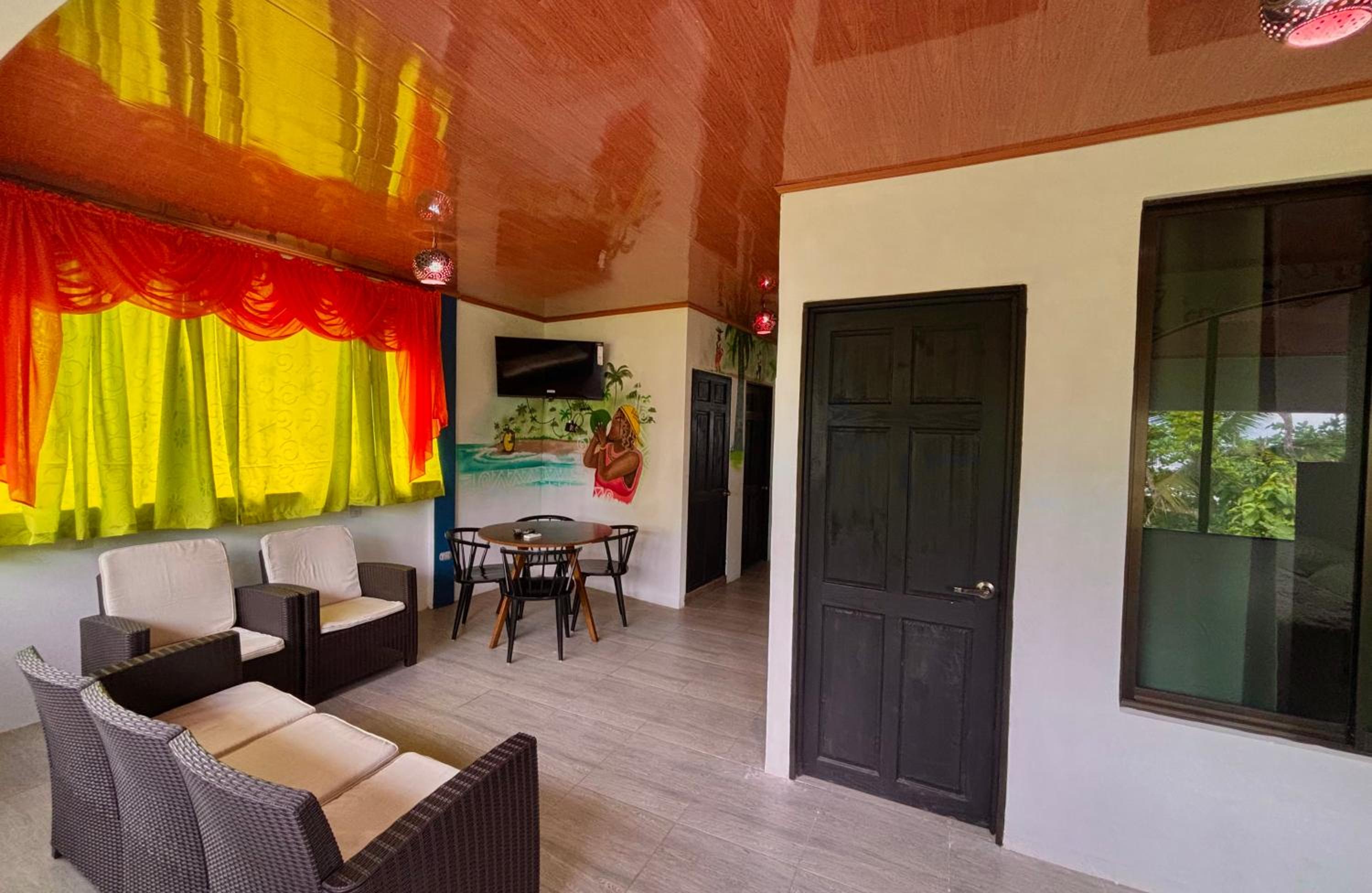 Two-Bedroom Apartment with Sea View photo 3