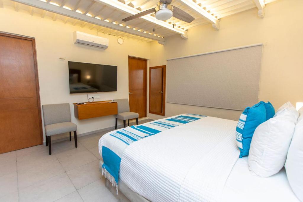 Double Room with Private Bathroom photo 1