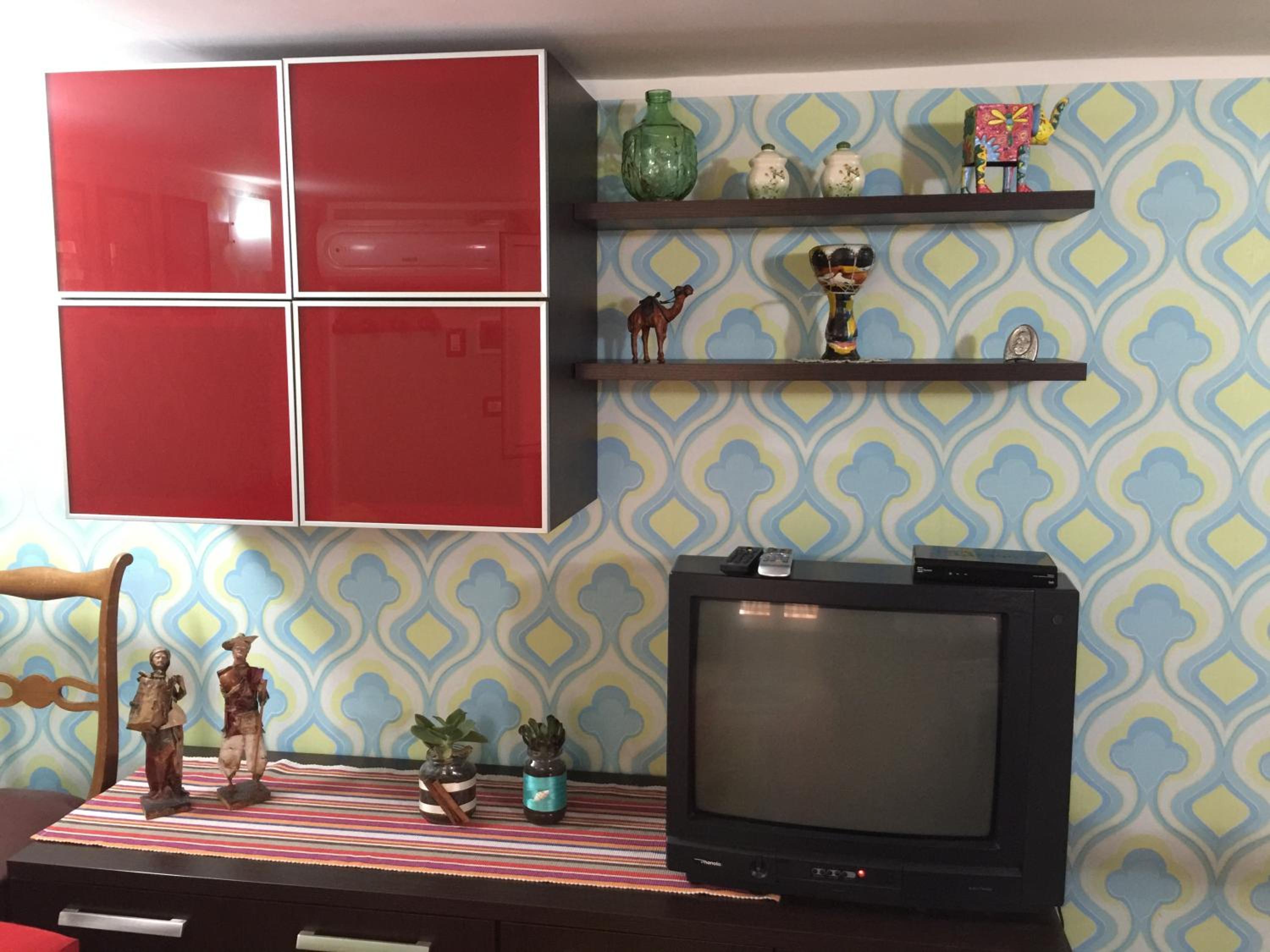 One-Bedroom Apartment - Photo 11