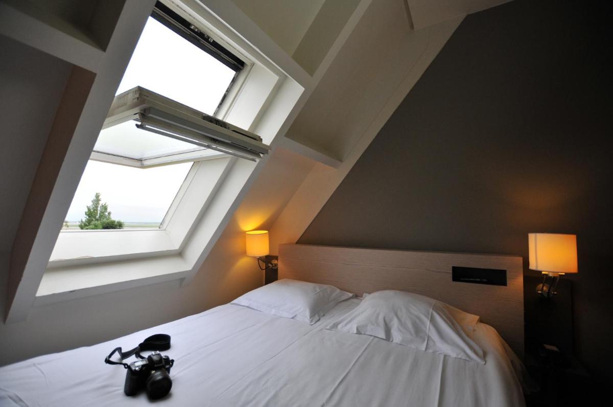 Standard Double Room - Photo 4