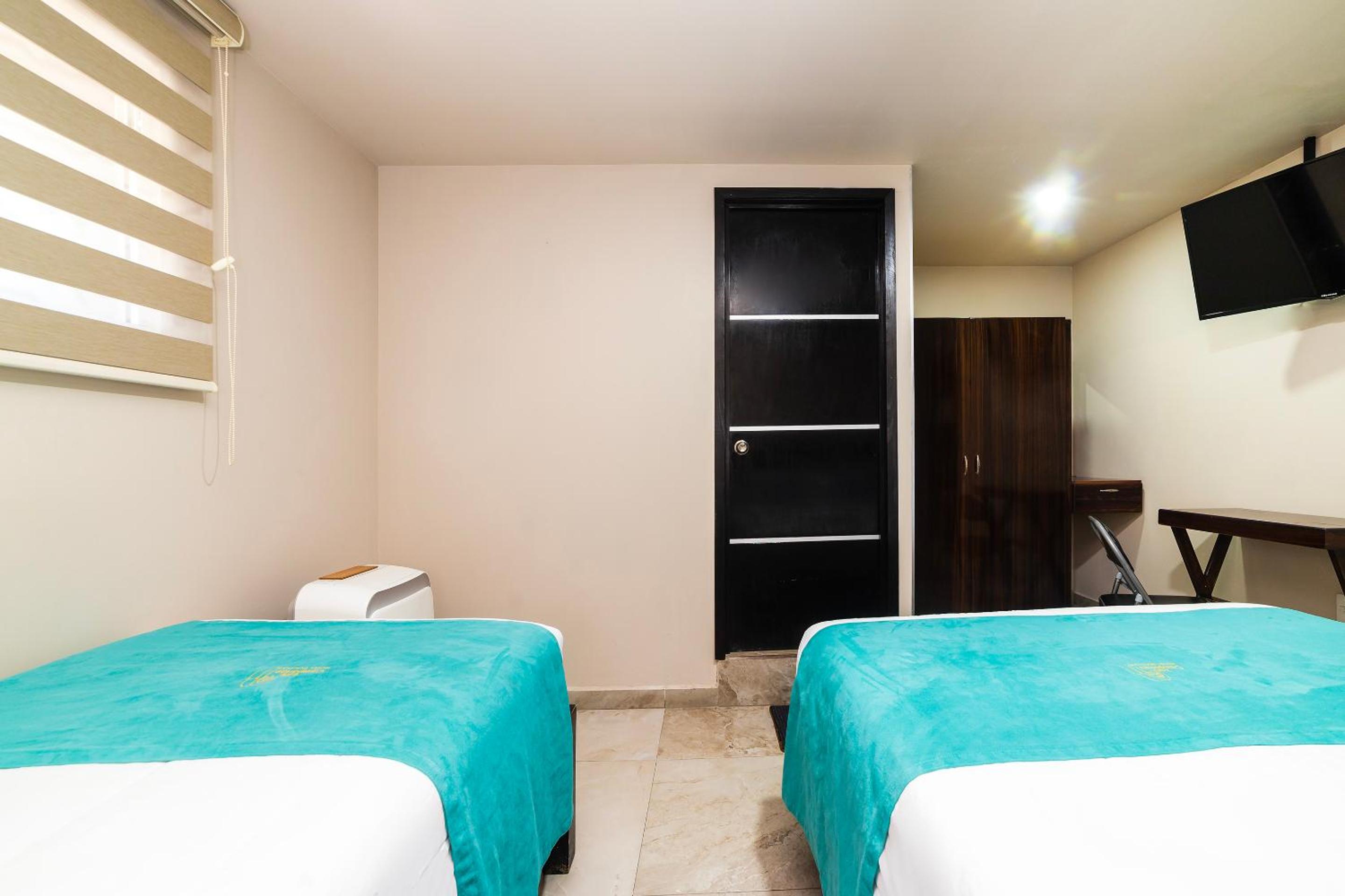 Standard Triple Room photo 2