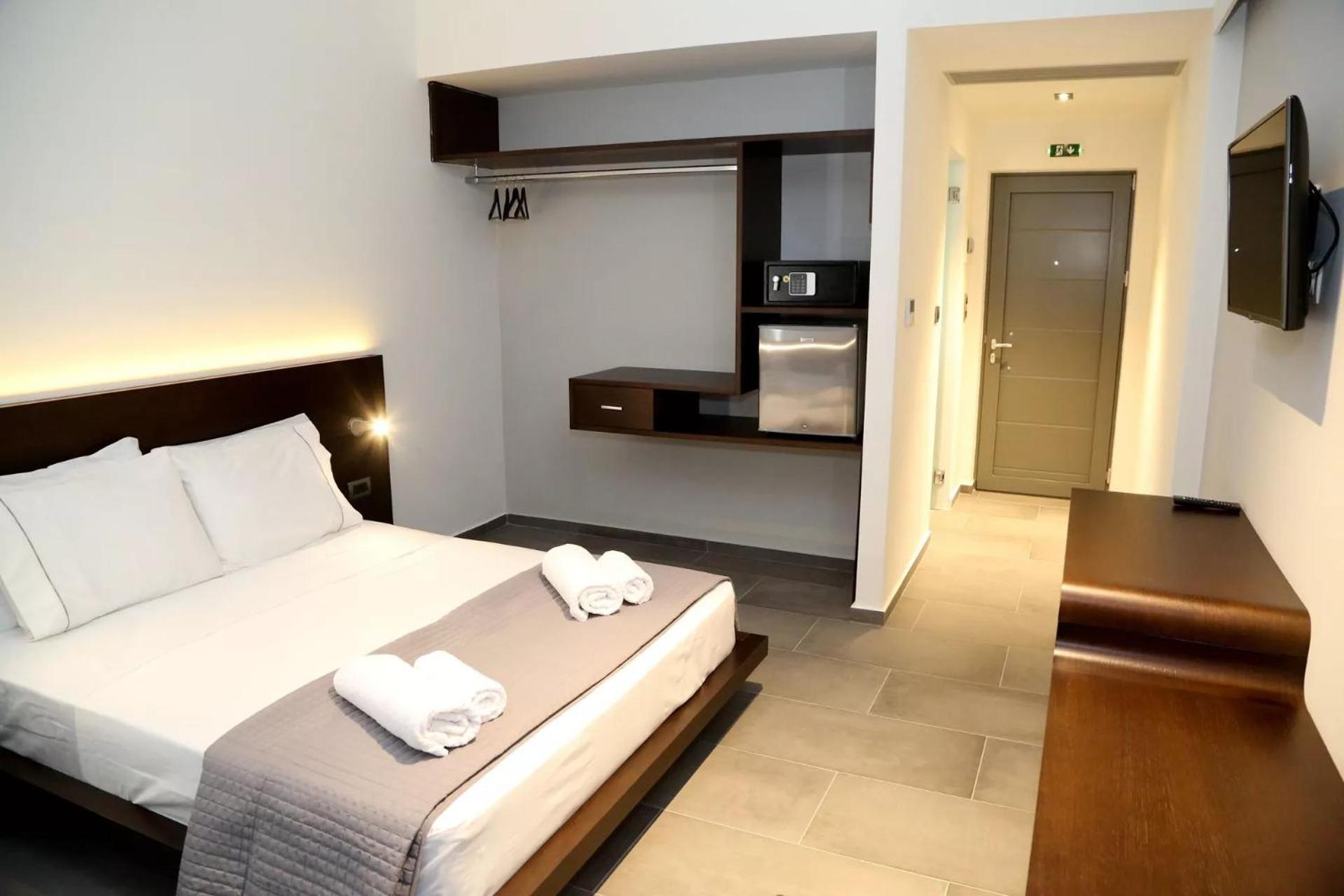 Double Room - Disability Access photo 2