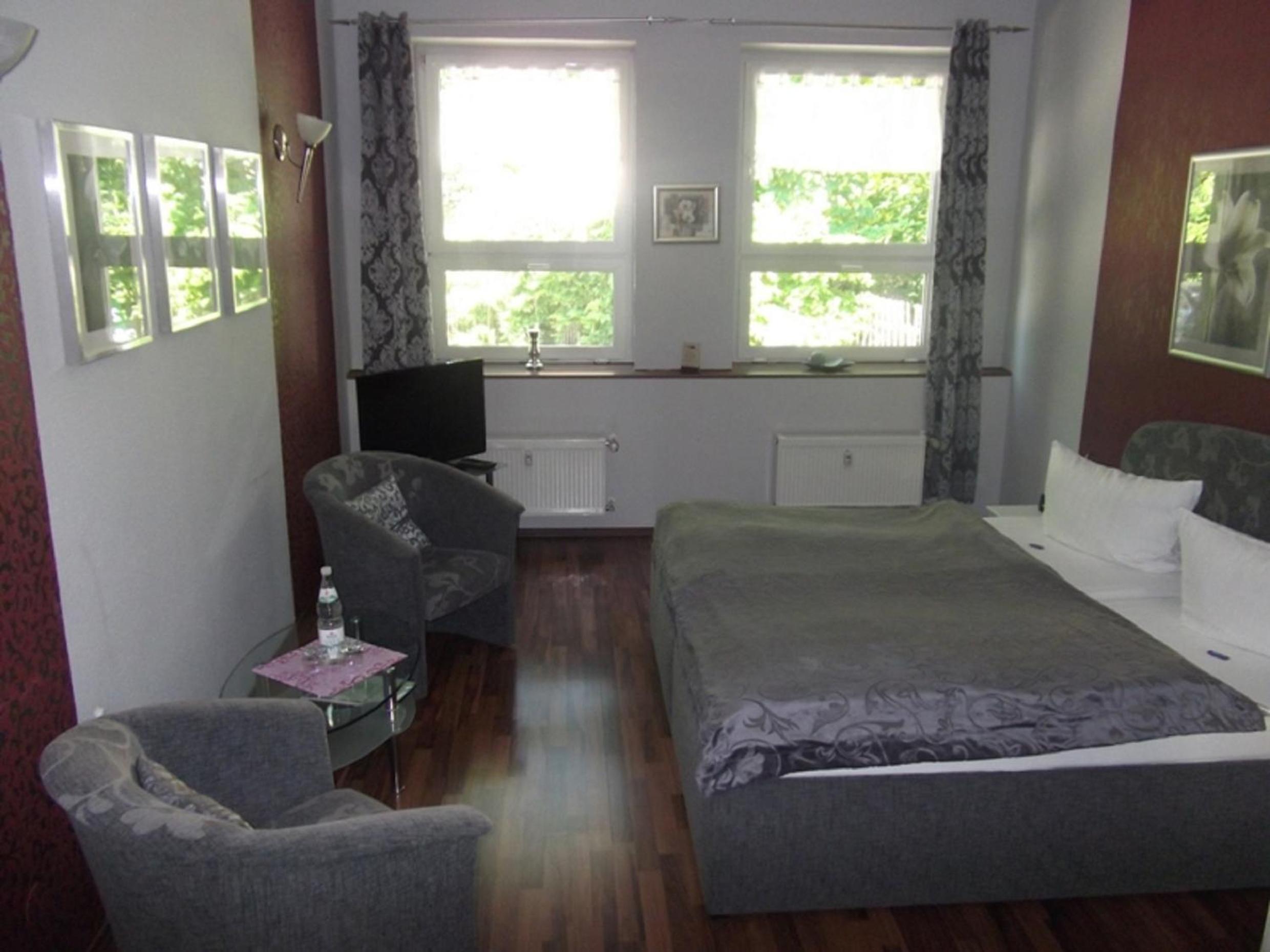 Standard  Double Room - Photo 1