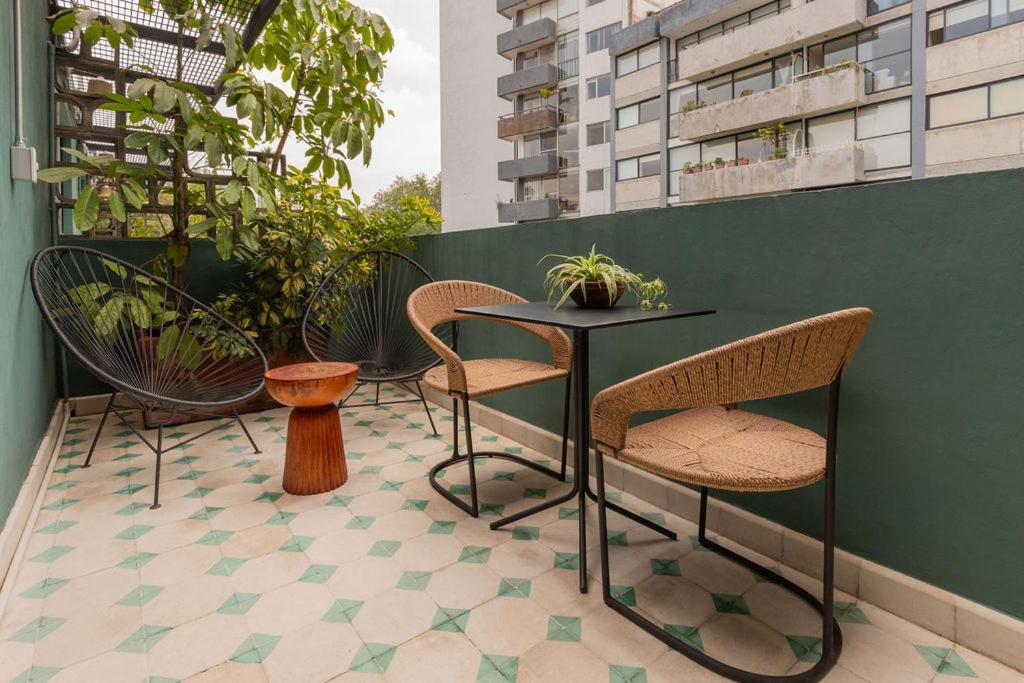 Studio with Terrace