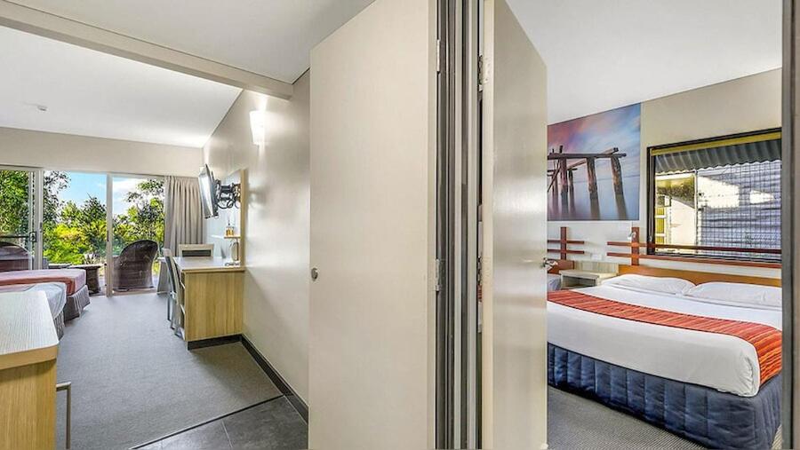 Wallum Family Resort Room