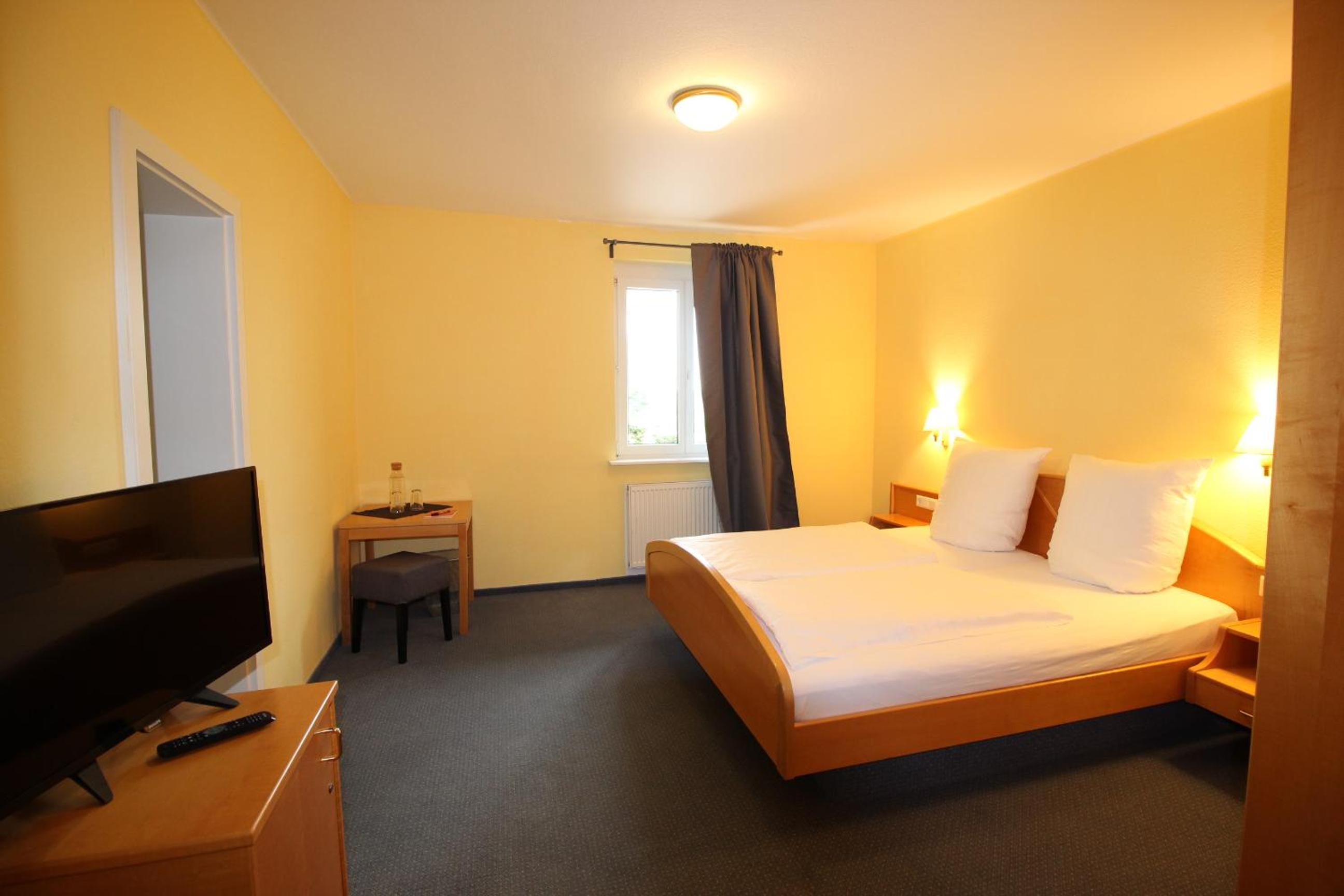 Double Room - Photo 1