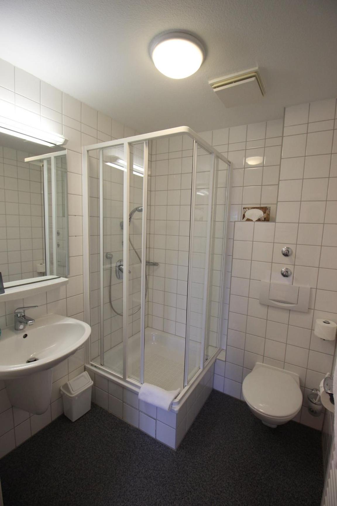 Double Room - Photo 4