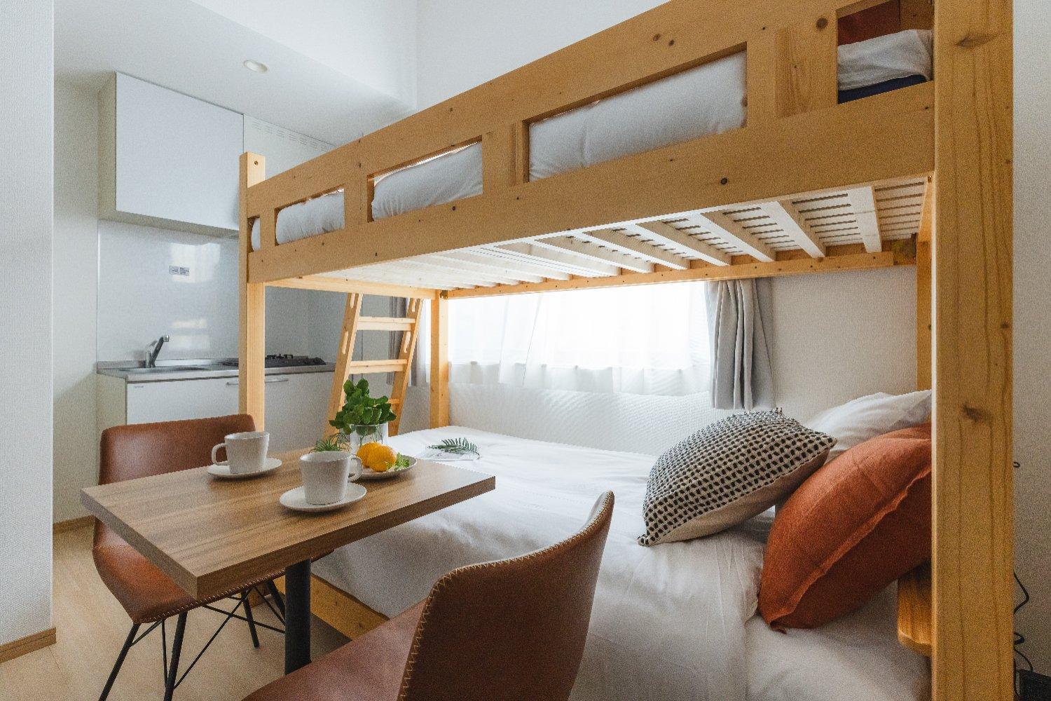 One-Bedroom Apartment photo 1