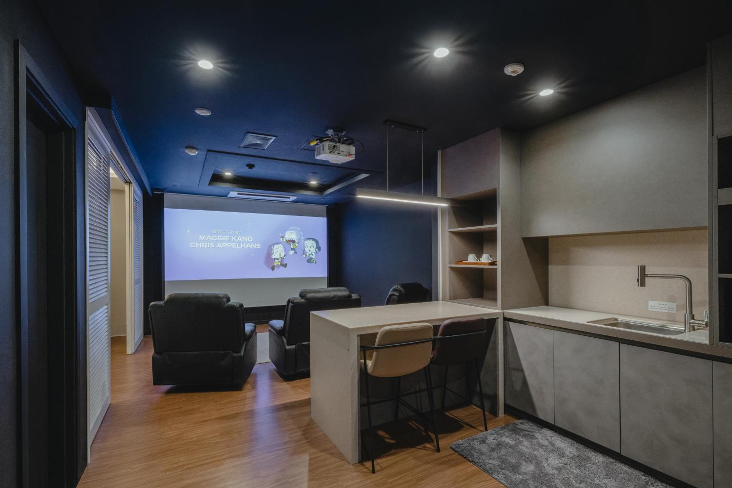 Cinema Suite Bunker photo 2