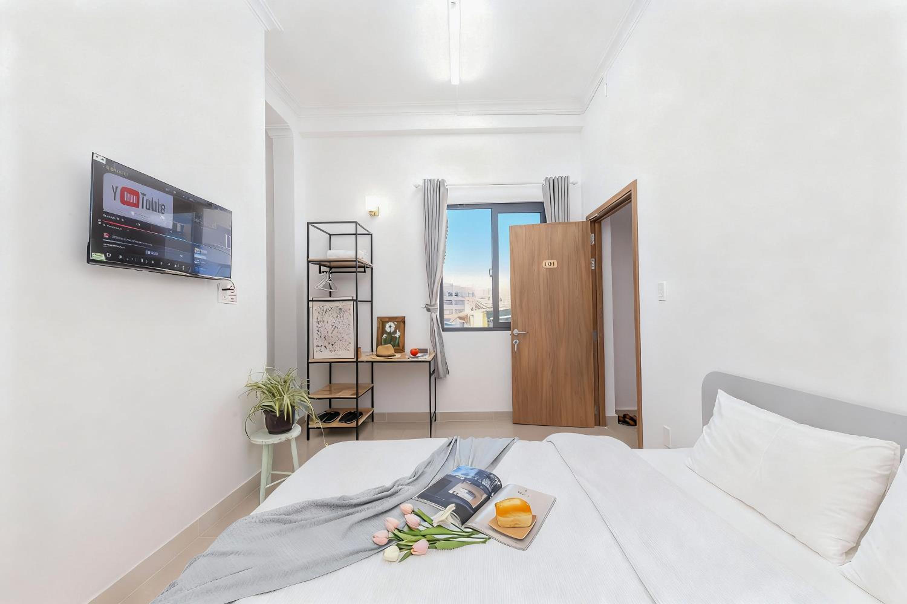 Double Room with Mountain View