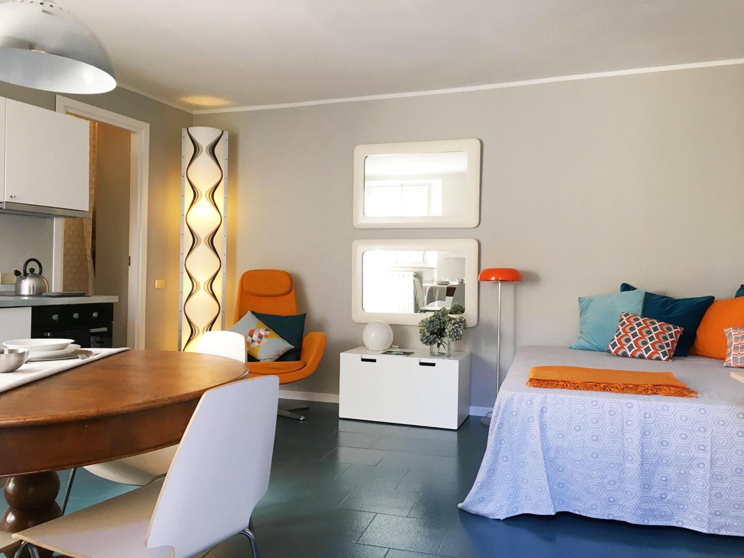 Studio Apartment