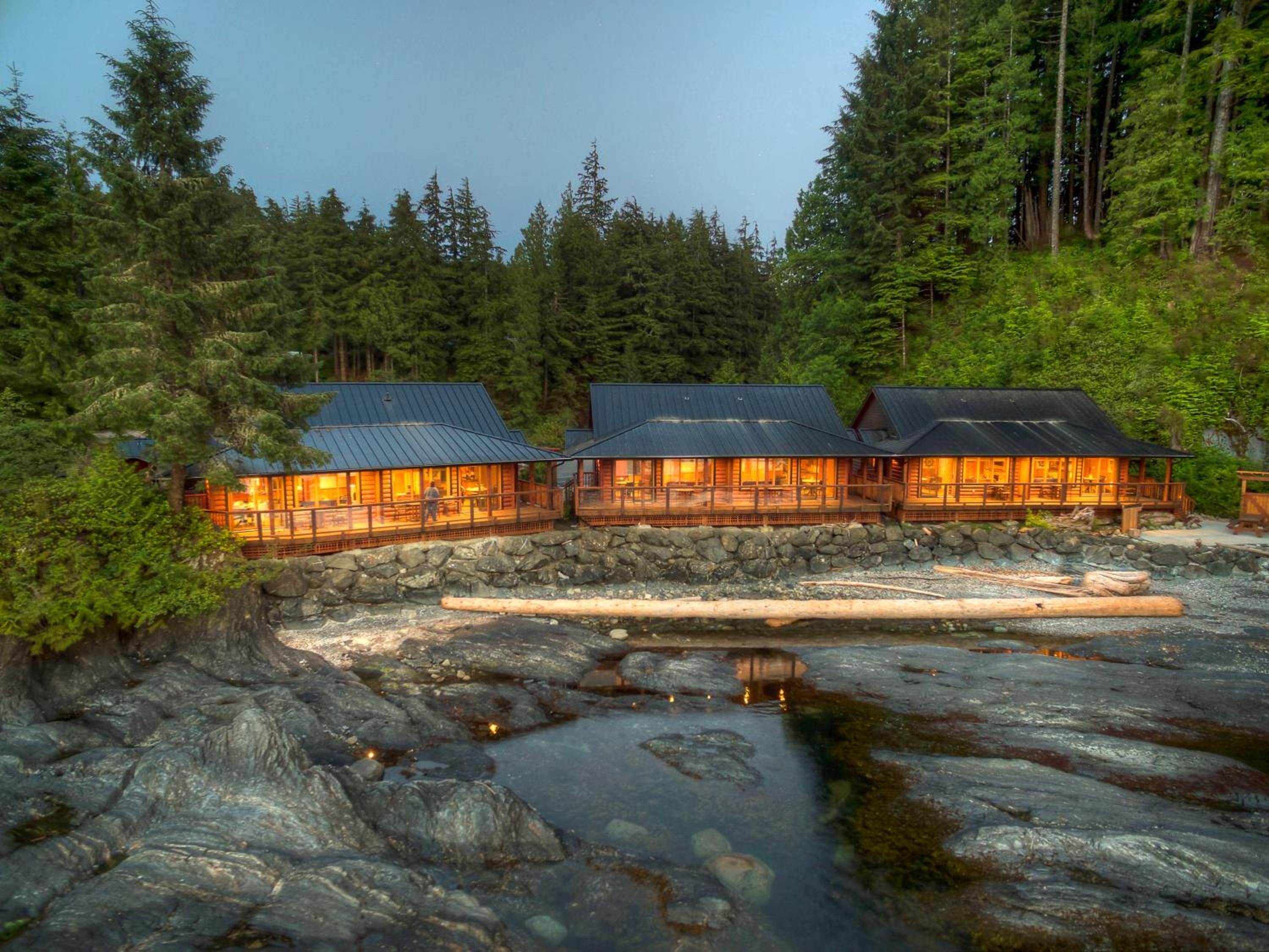 Two-Bedroom Cottage with Fire Pit - Beach Front photo 1