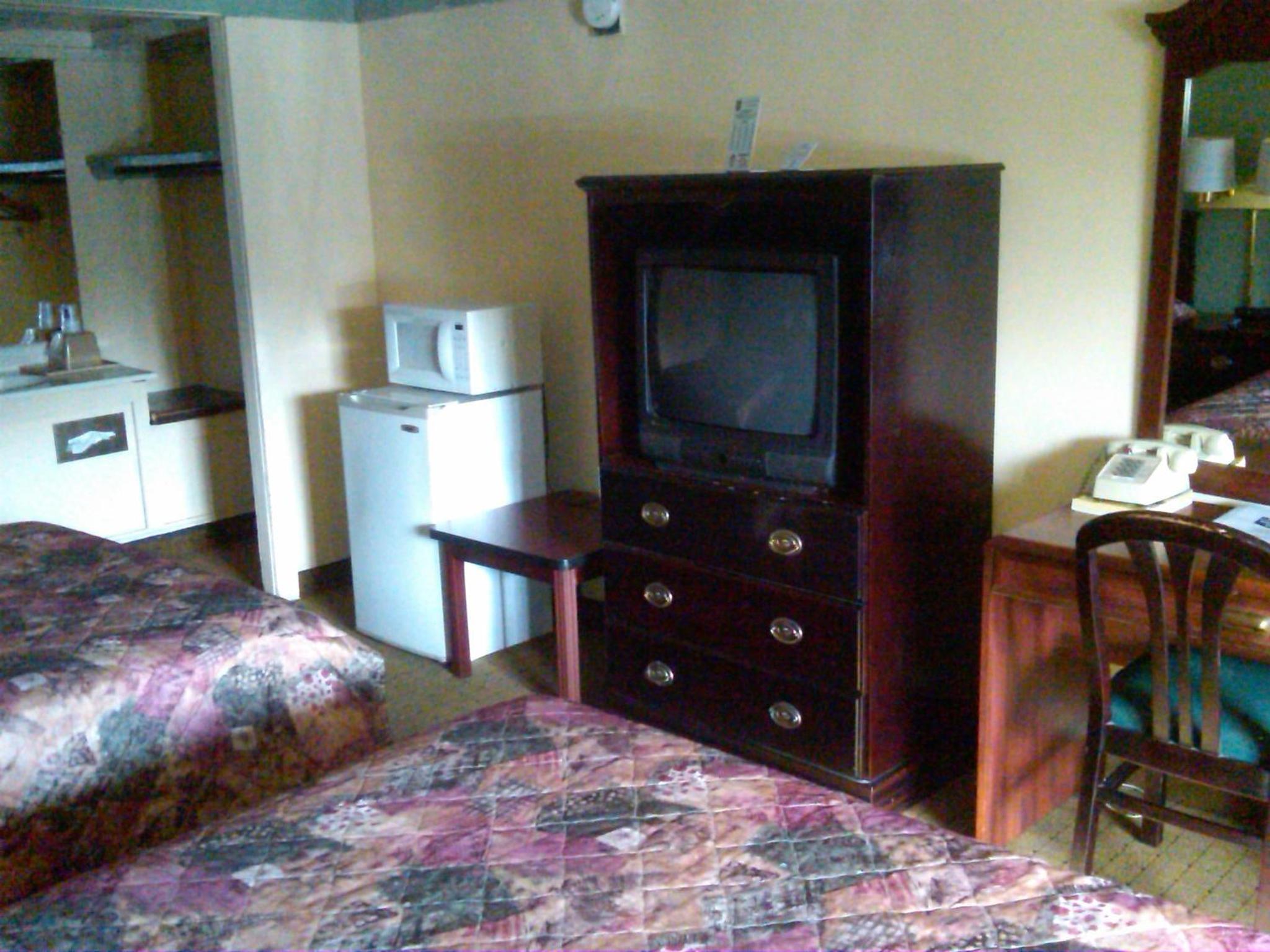 Double Room with Two Double Beds - Non-Smoking - Photo 1