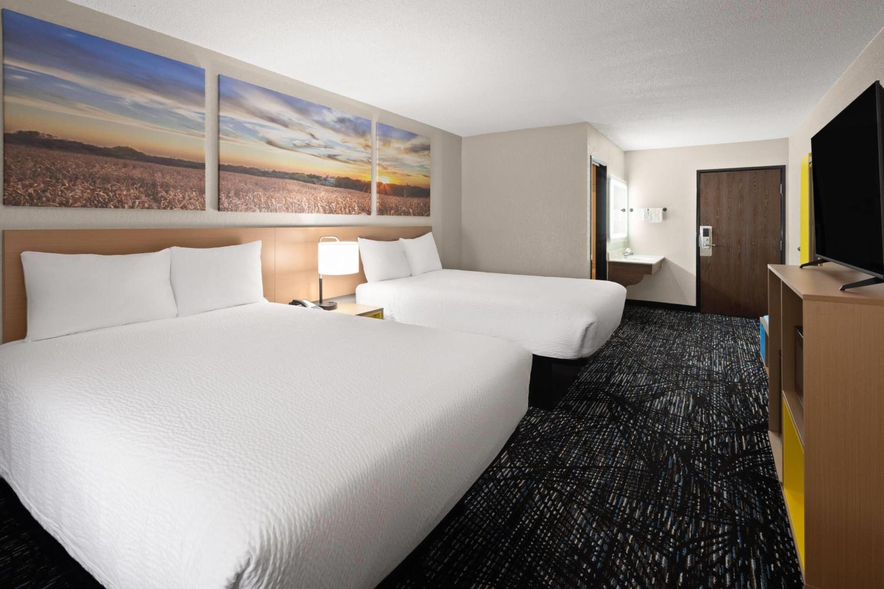 Double Room with Two Double Beds - Non-Smoking