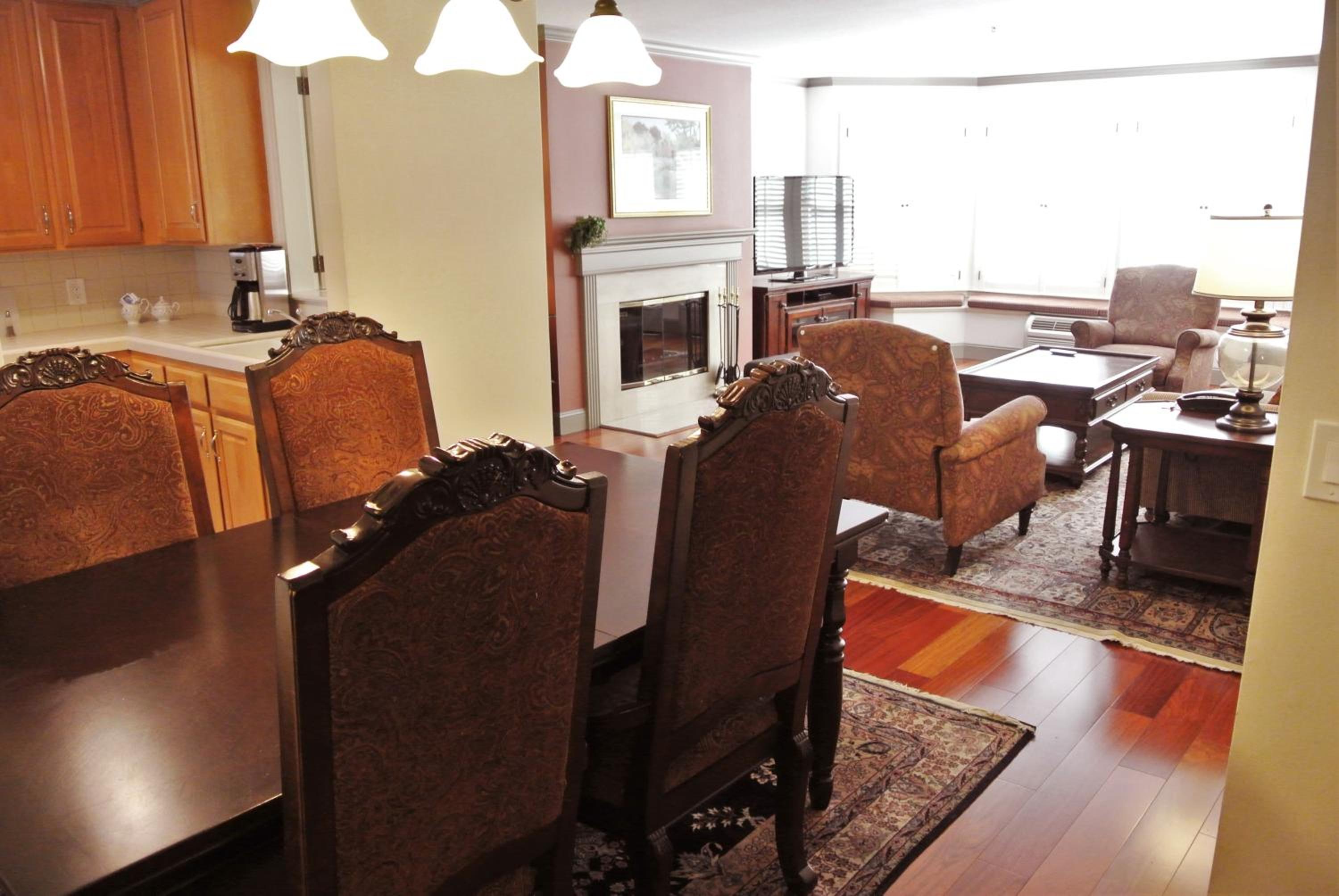 Two-Bedroom Suite With One King Bed And One Queen Bed