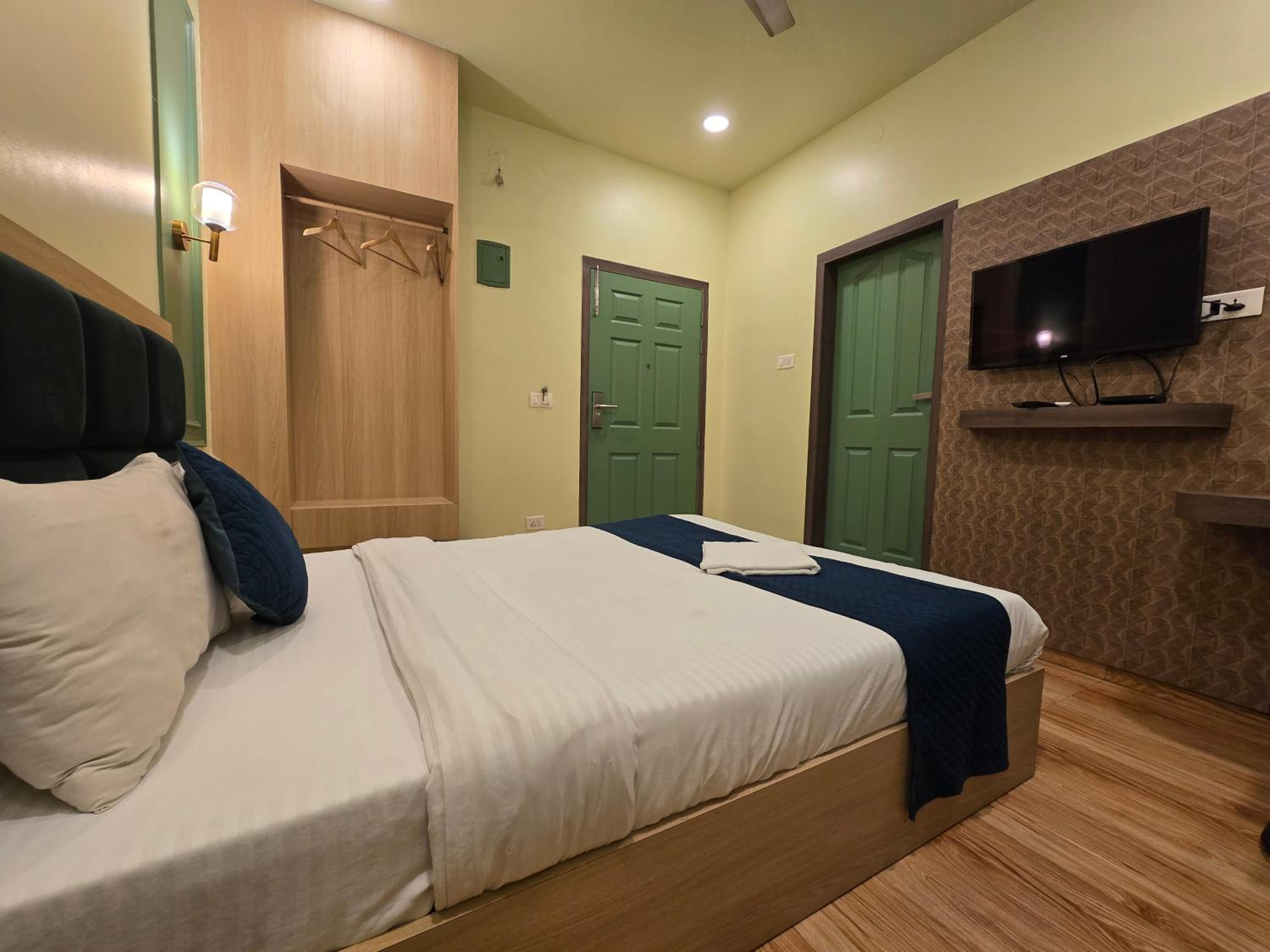 Superior Double Room - Photo 10
