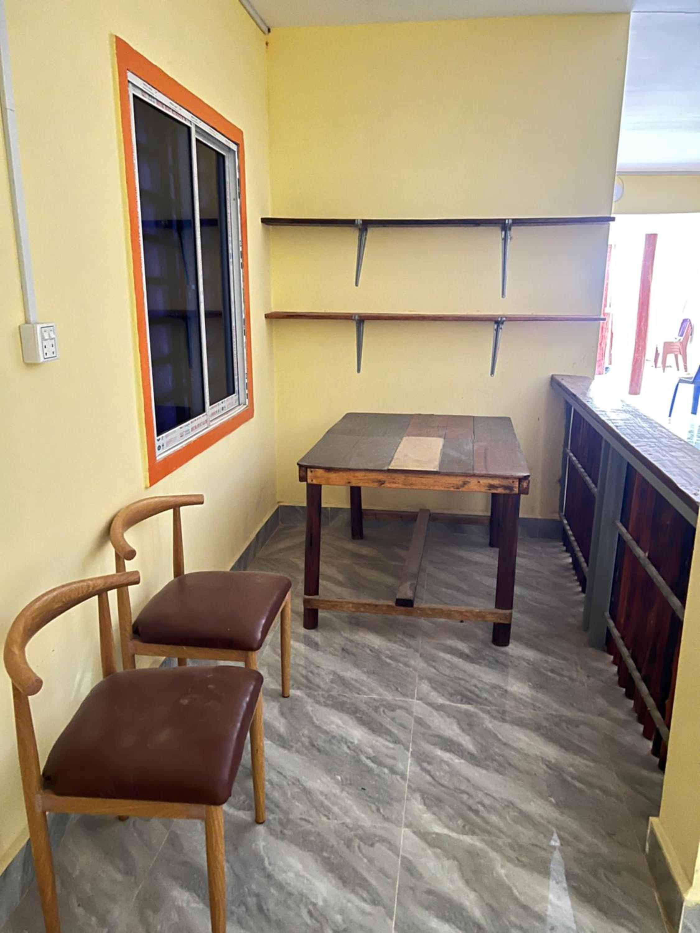 Standard Family Room - Photo 4
