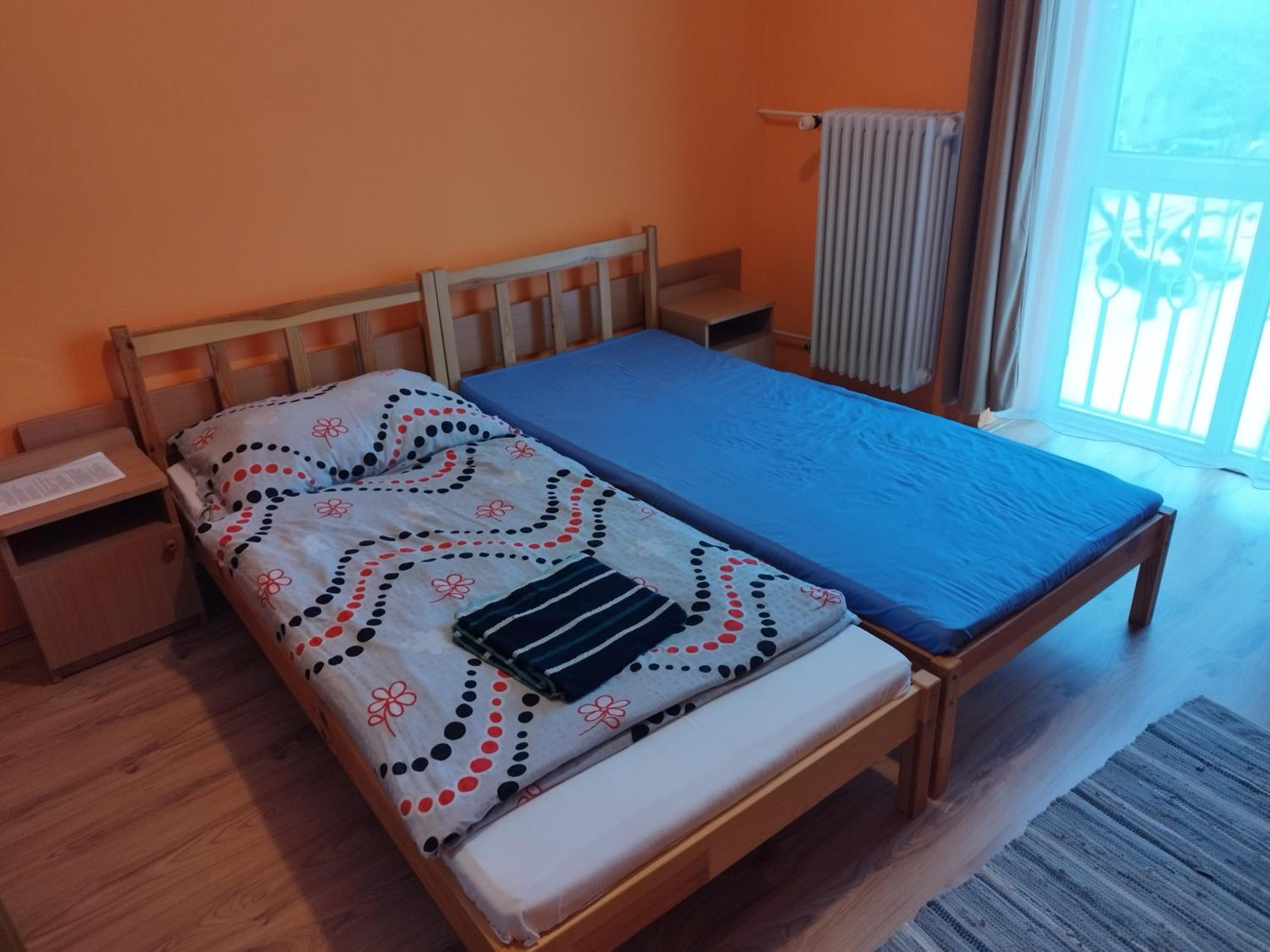 Economy Twin Room photo 1