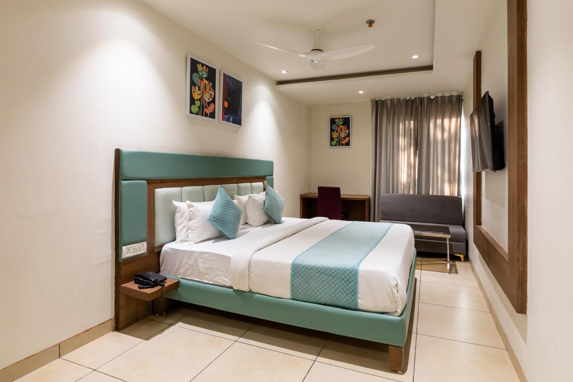 Executive Triple Room photo 2