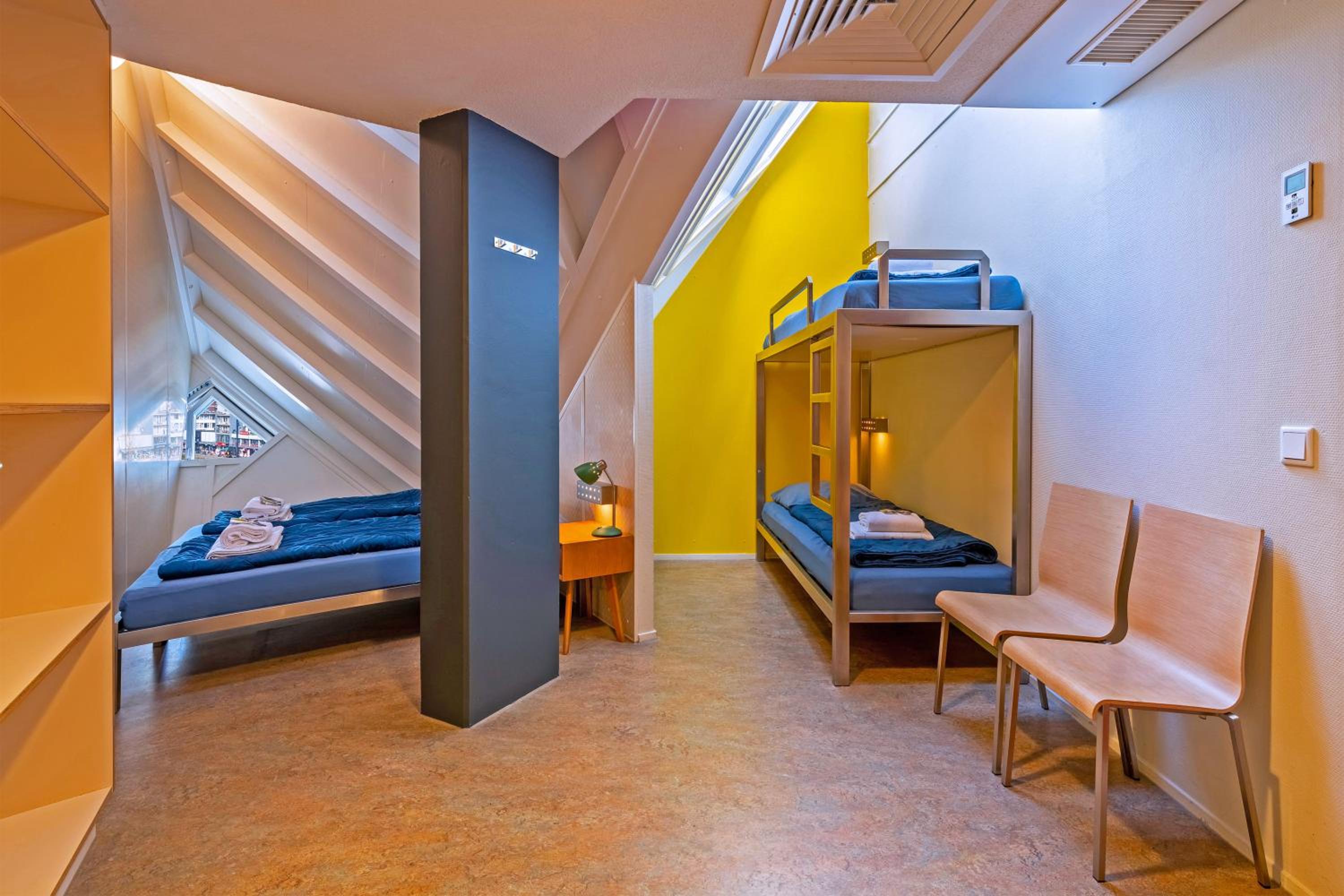 Quadruple Family Room with Private Bathroom photo 2