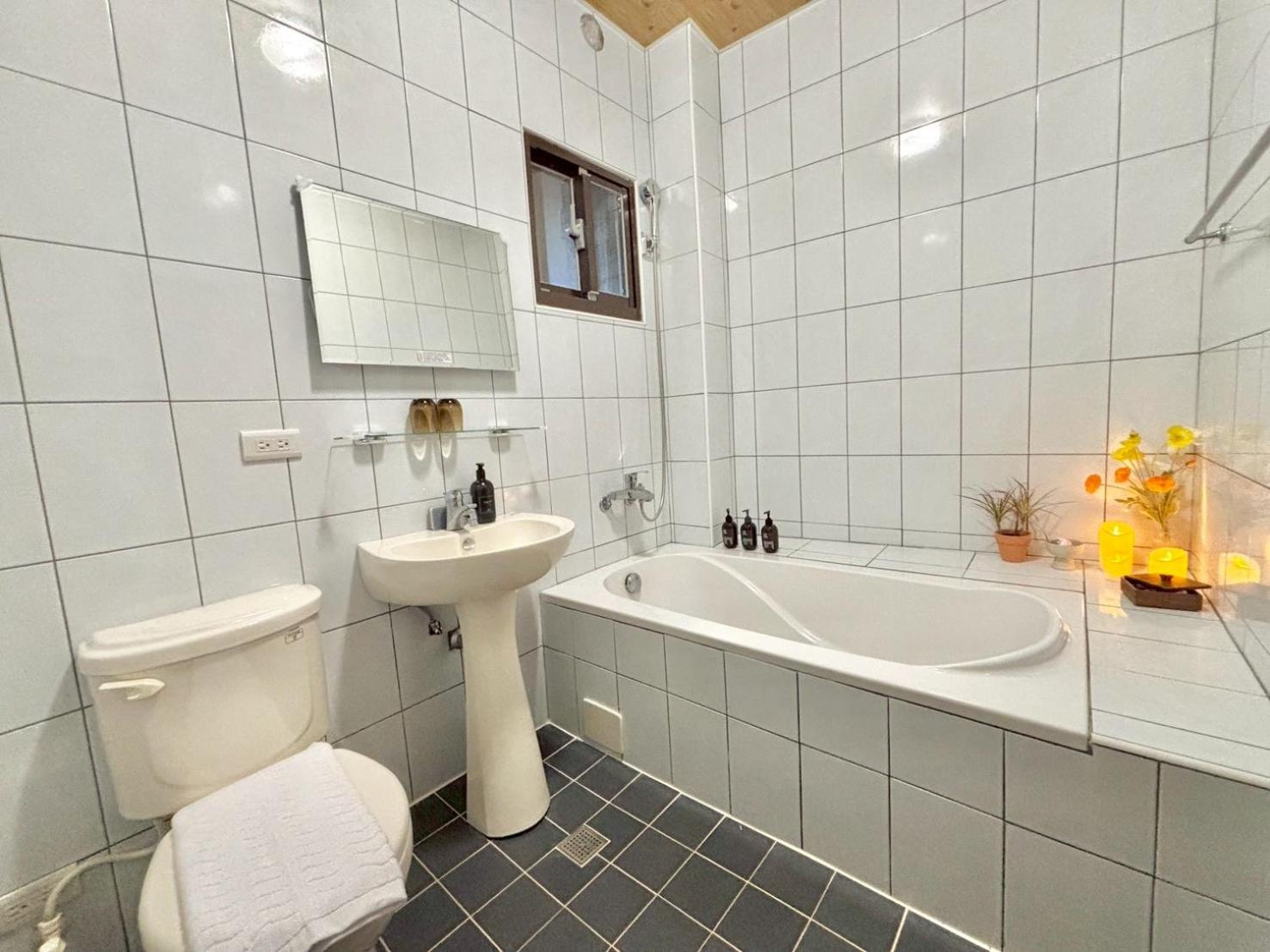 One-Bedroom Cottage photo 2