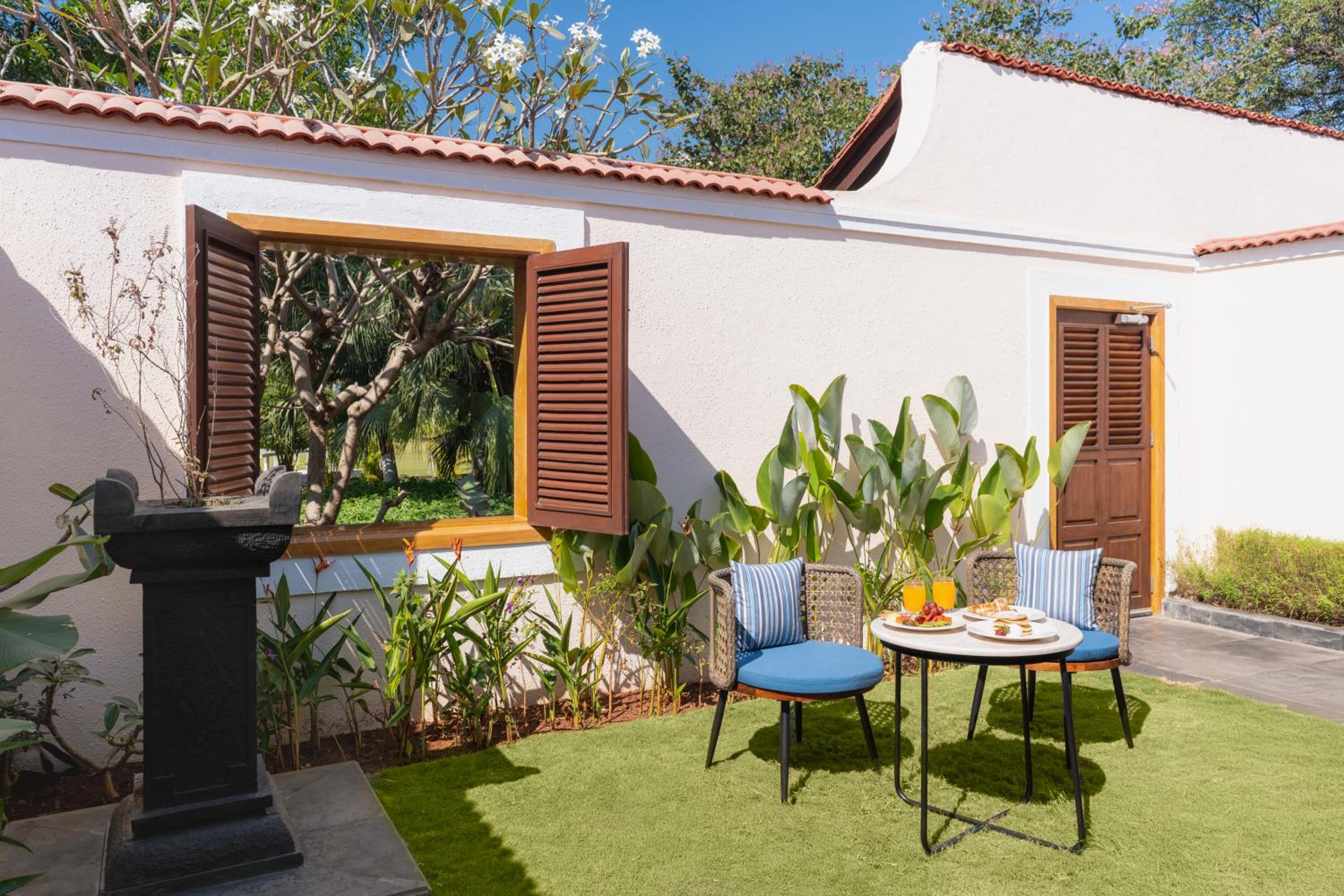 Luxury Villa photo 3