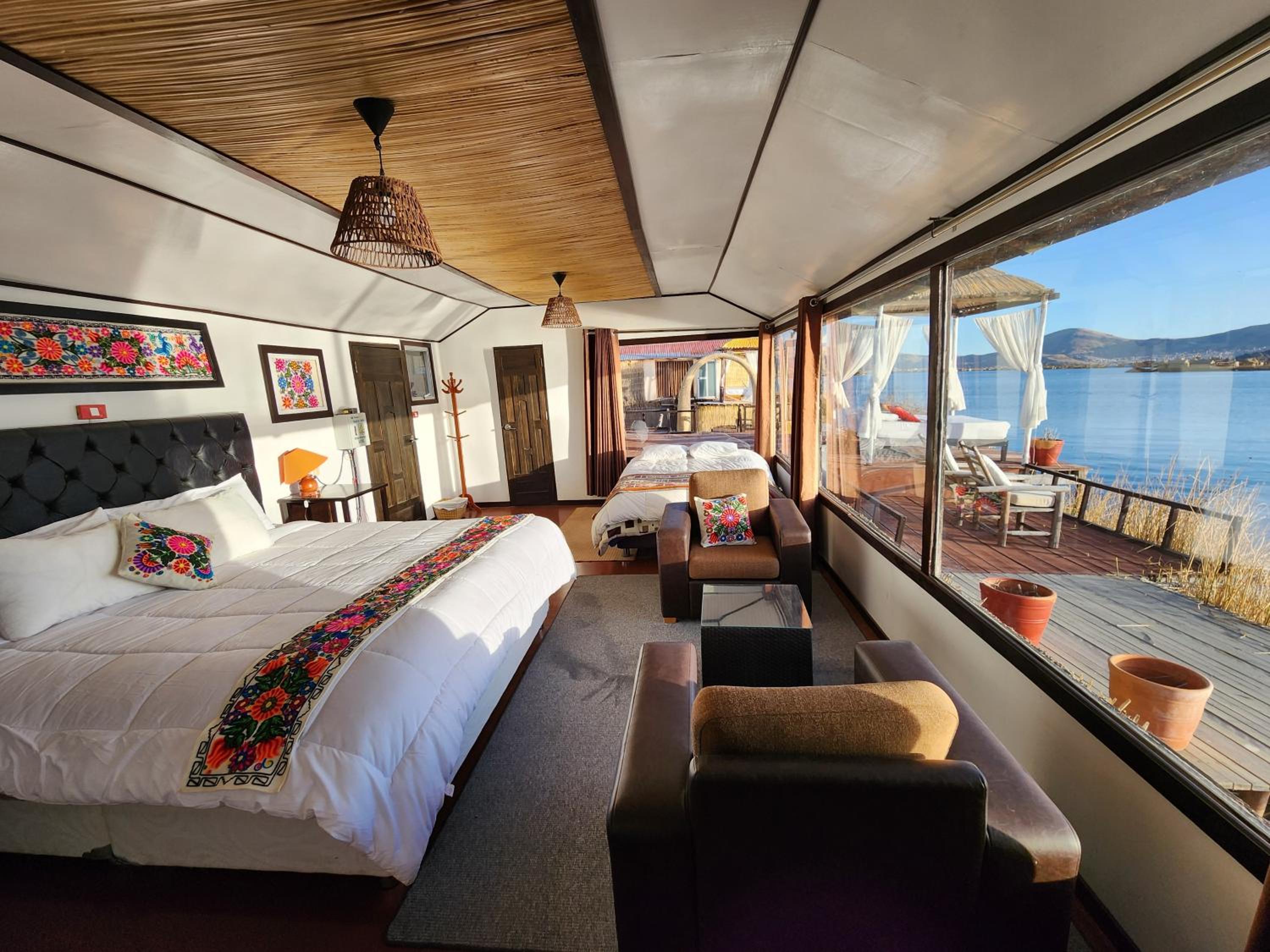 Suite with Lake View
