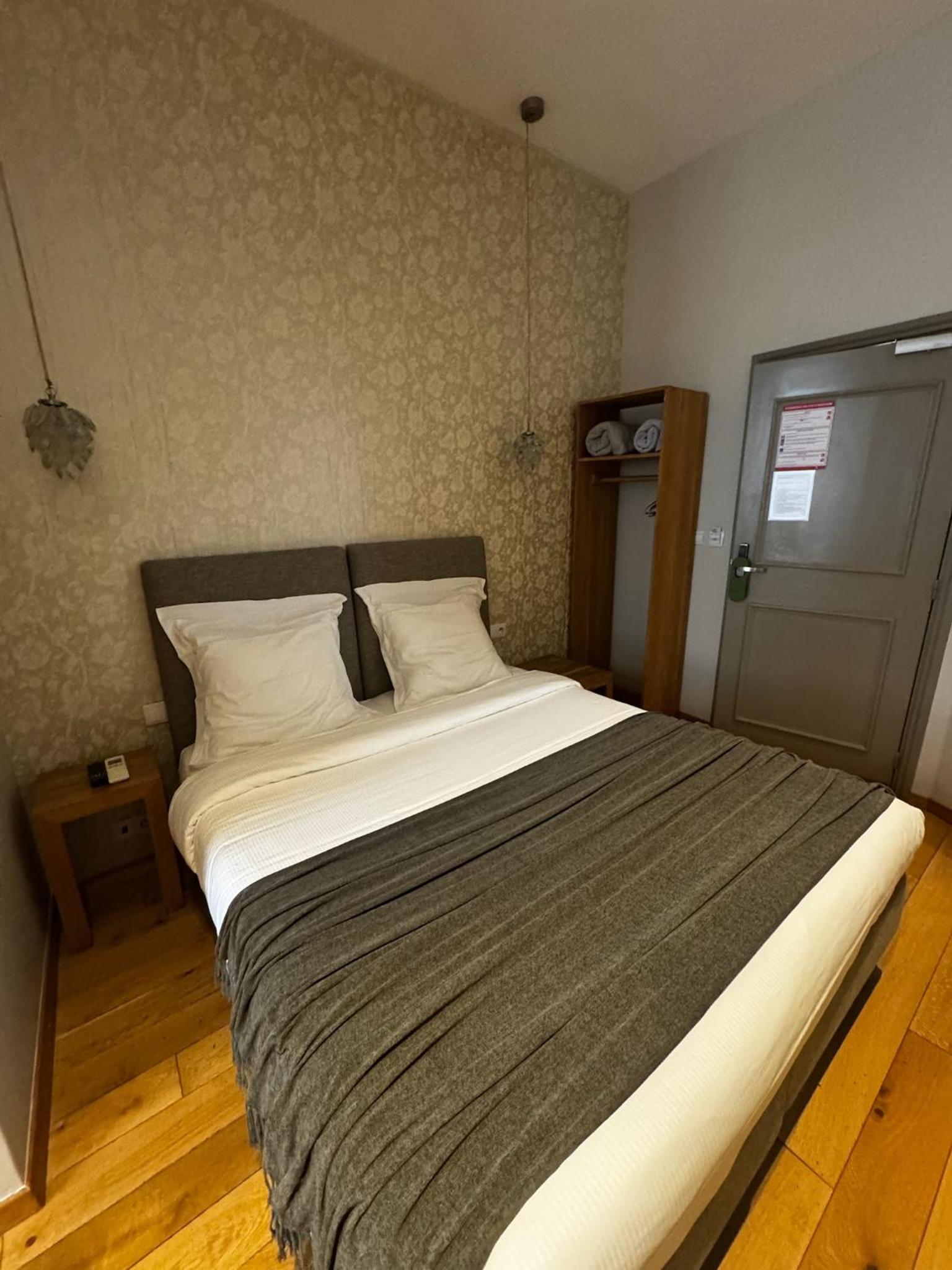 Classic Room Massena thumbnail 5