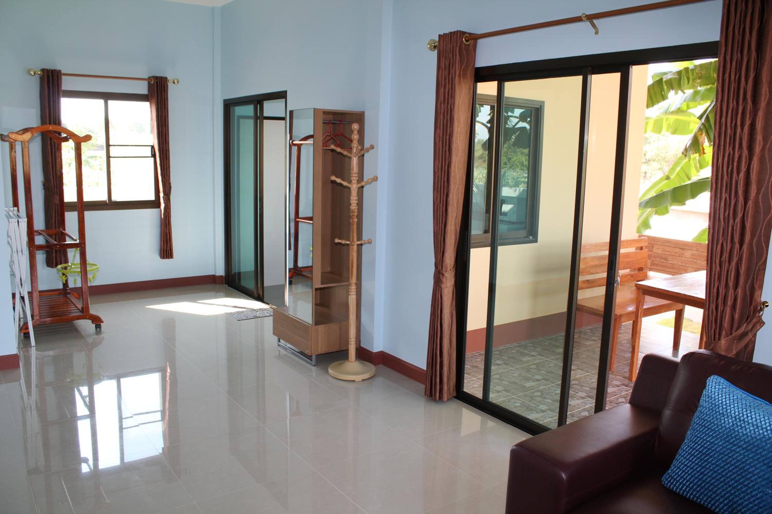 Two-Bedroom House photo 3