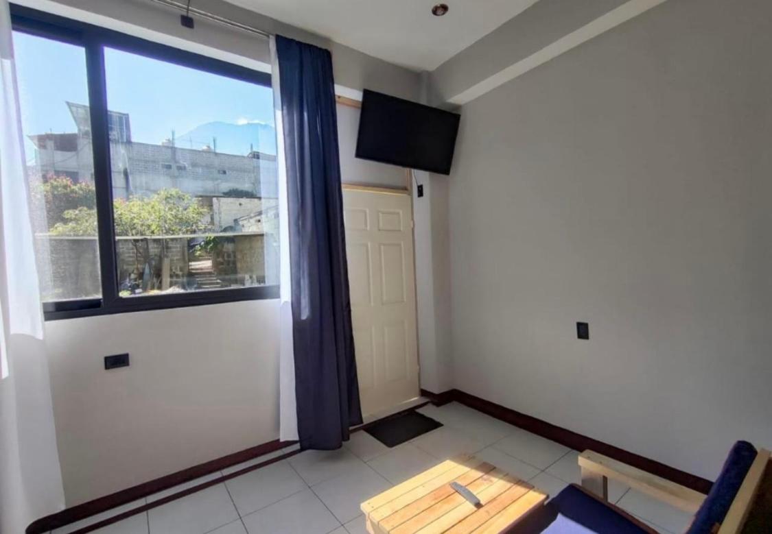 Apartment - Ground Floor photo 2