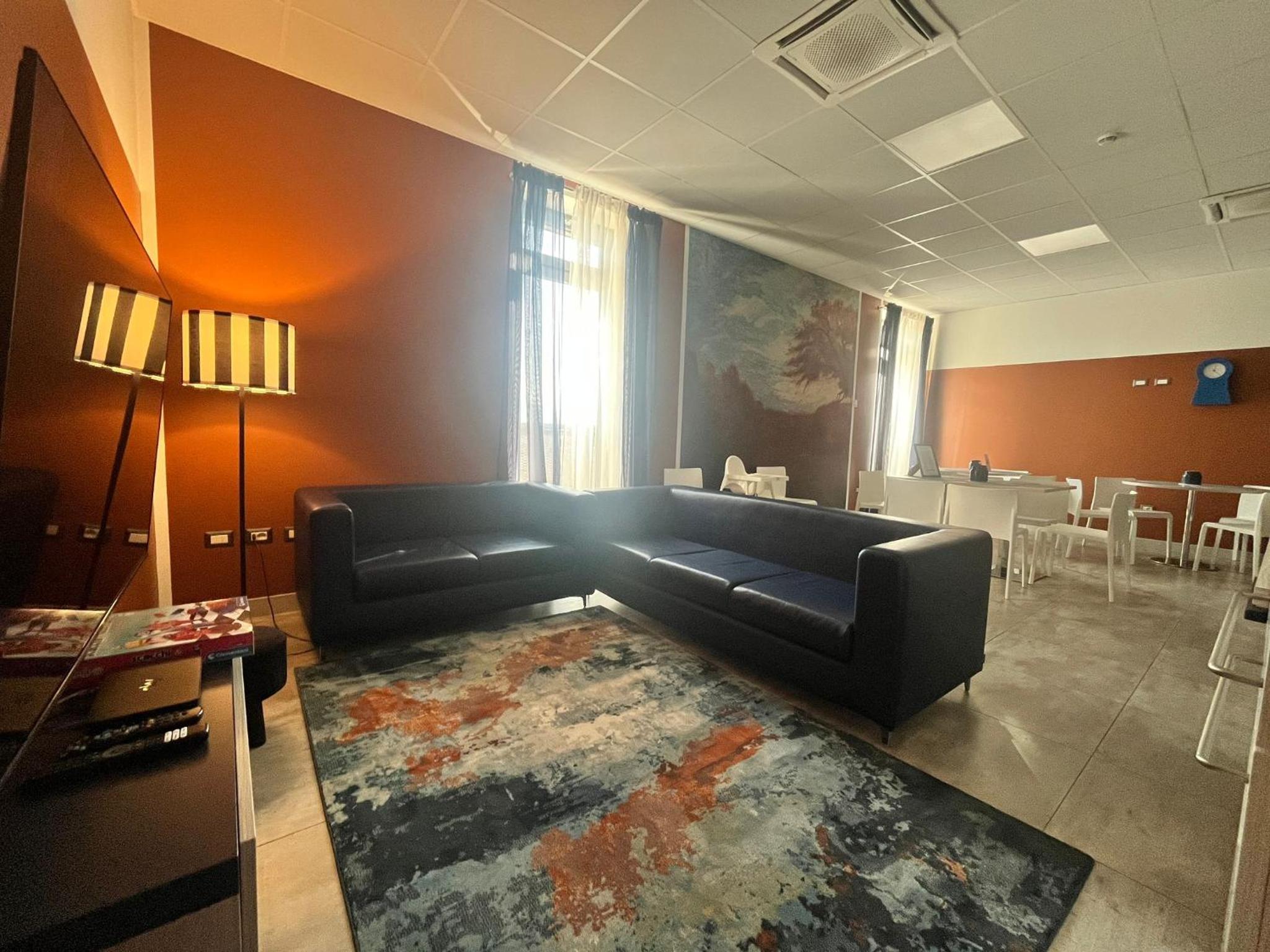 Large Double Room photo 1