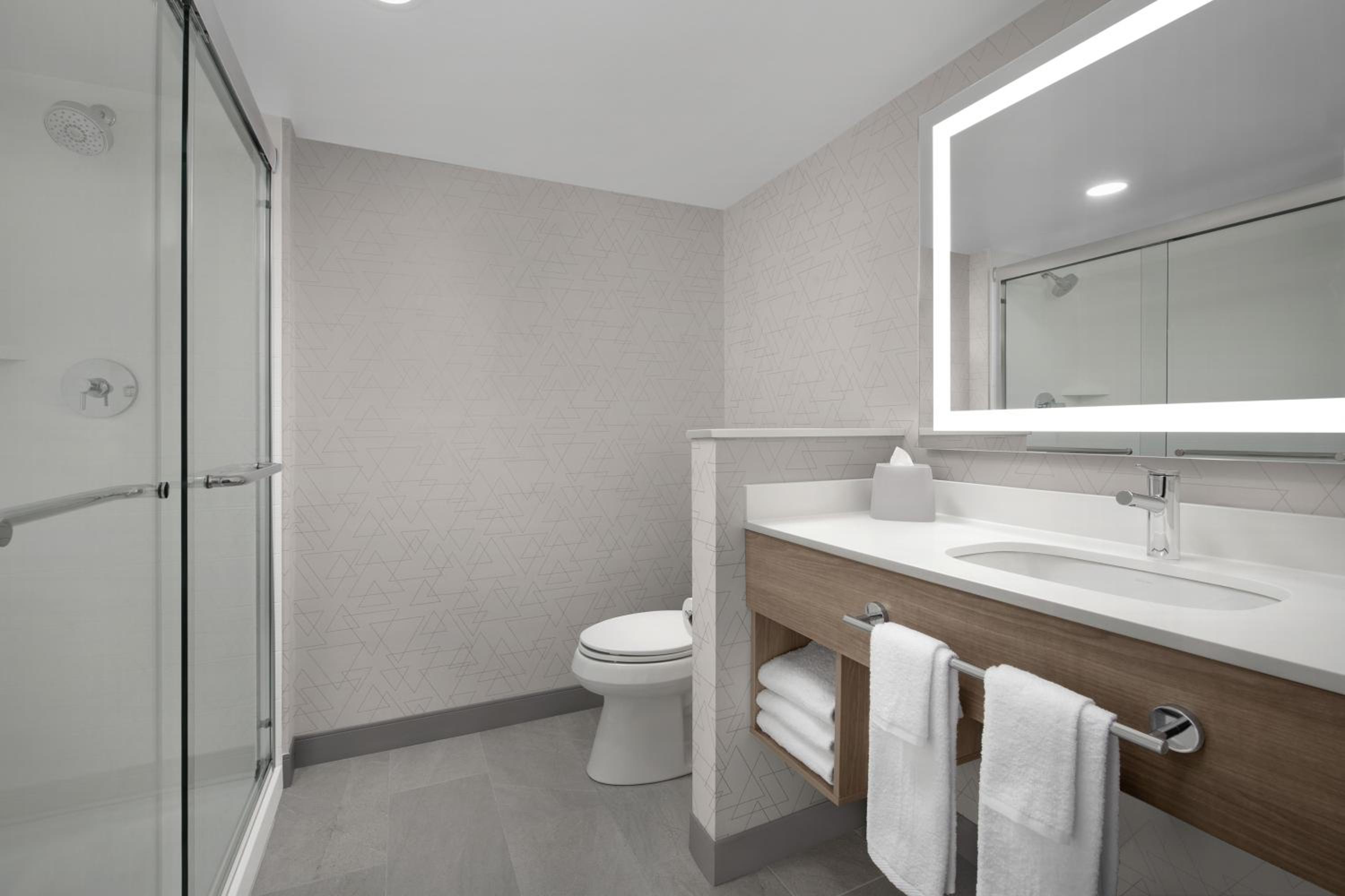 Studio Suite with Two Queen Beds - Photo 1