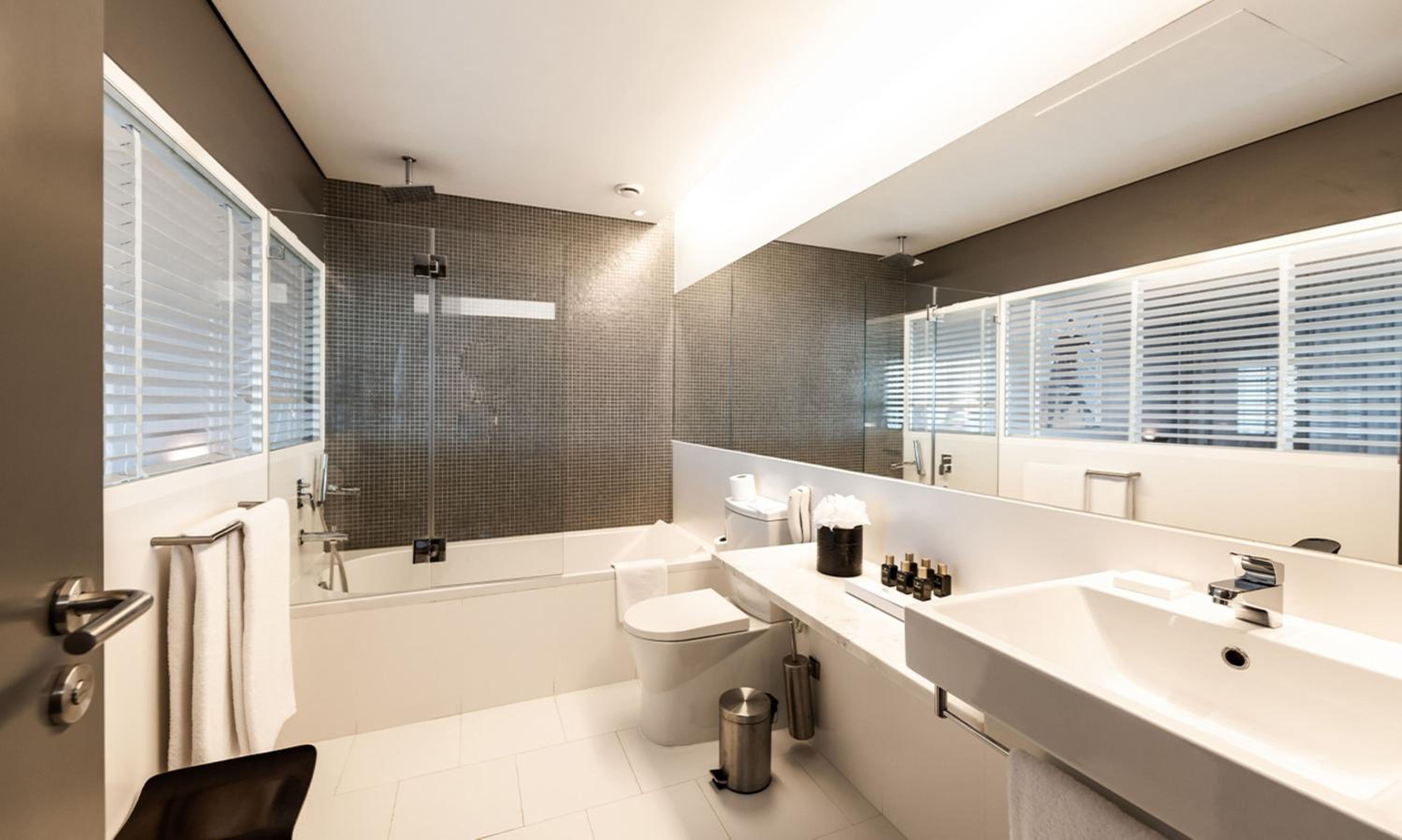 Suite with Plaza View