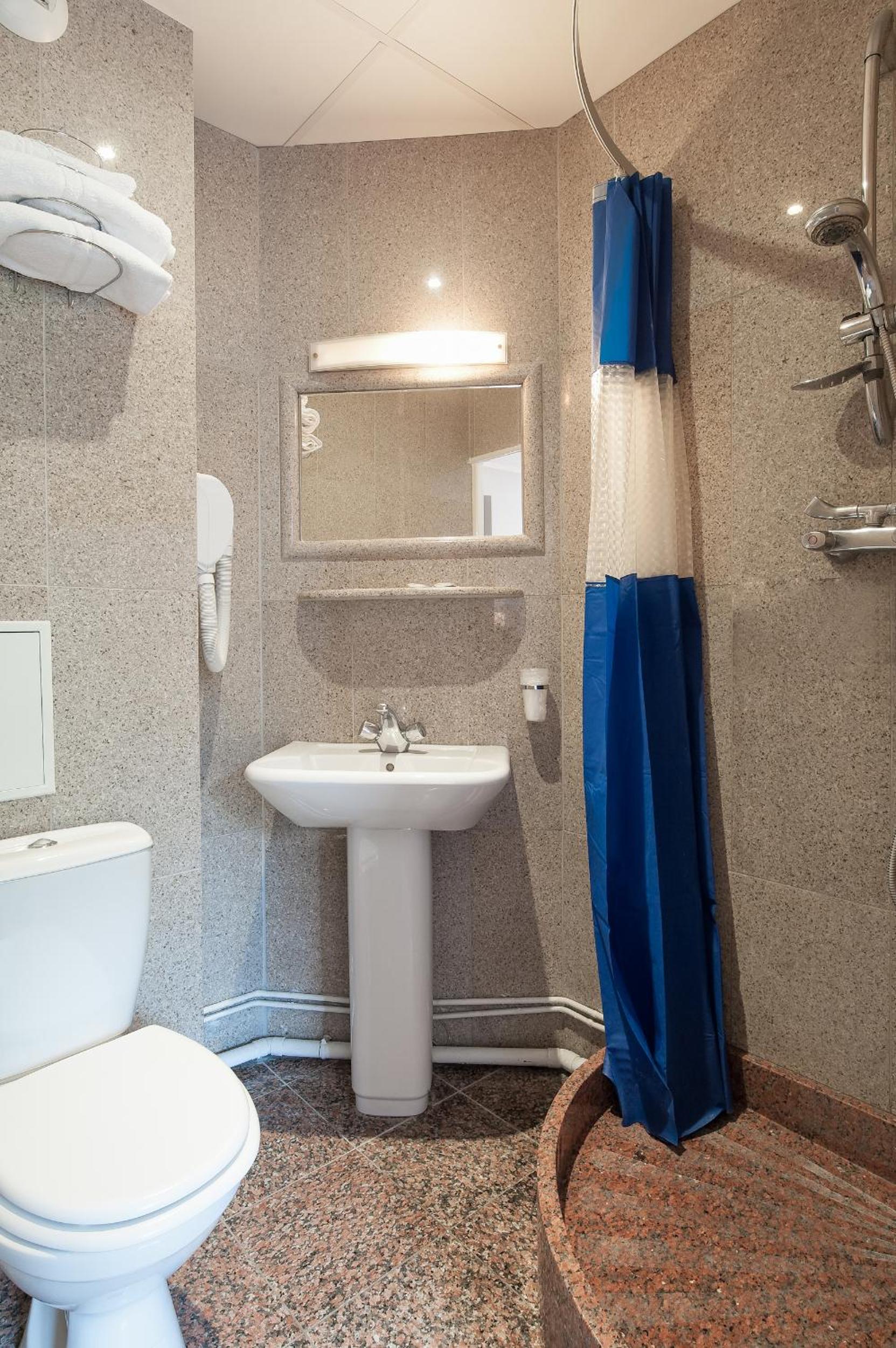 Single Room with Shower photo 2