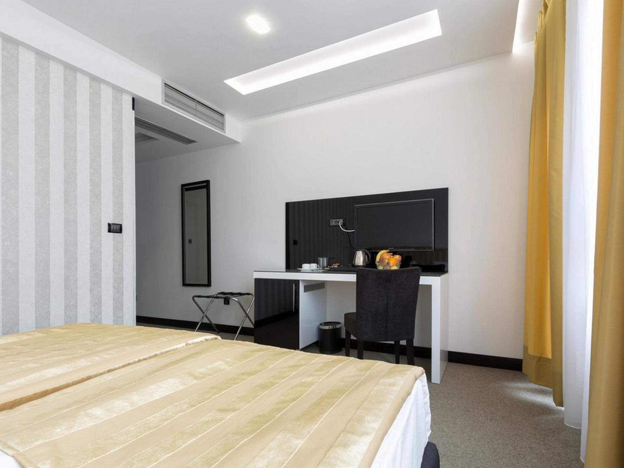 Superior King or Twin Room photo 1