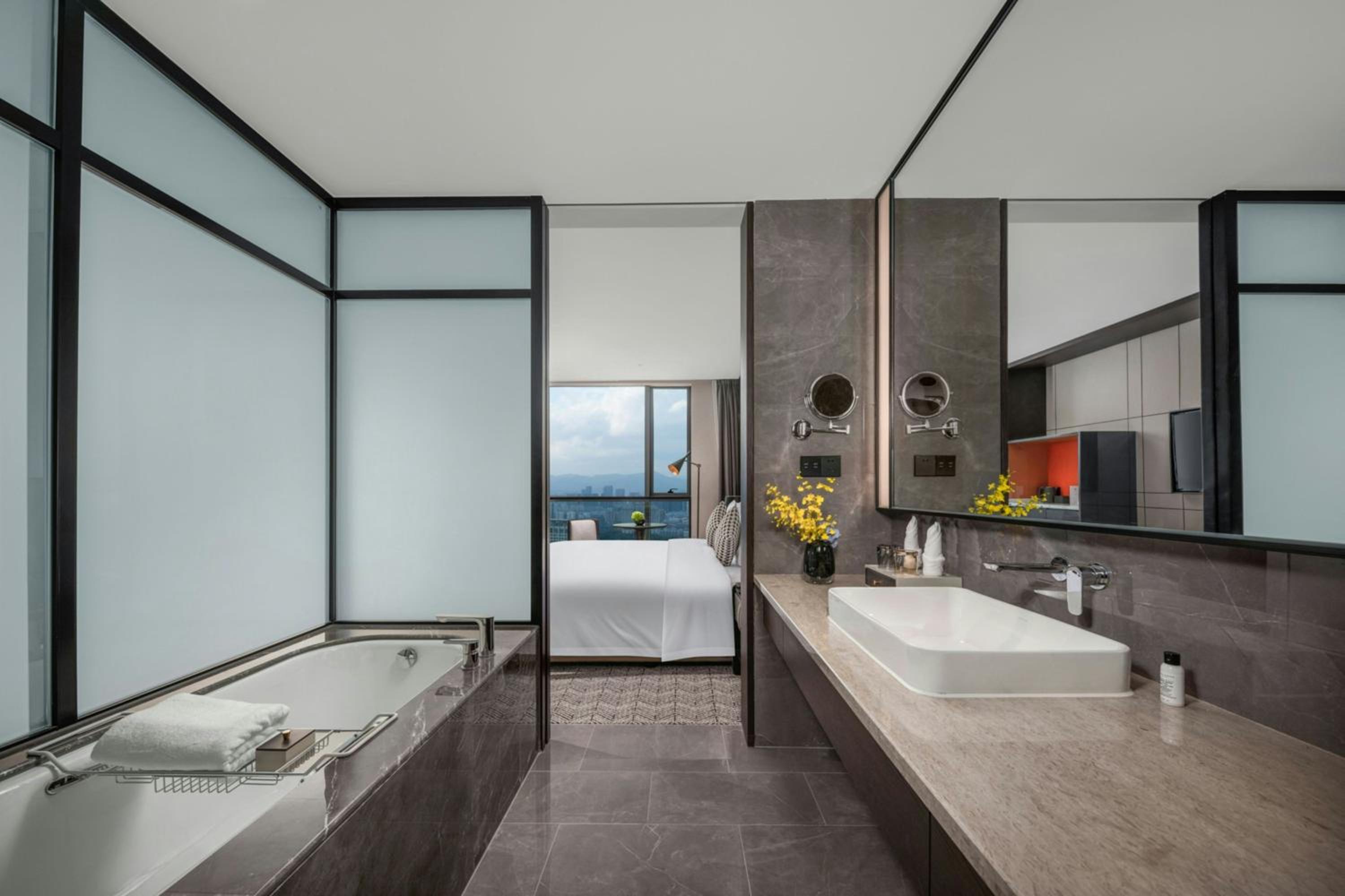 Executive King Room photo 2