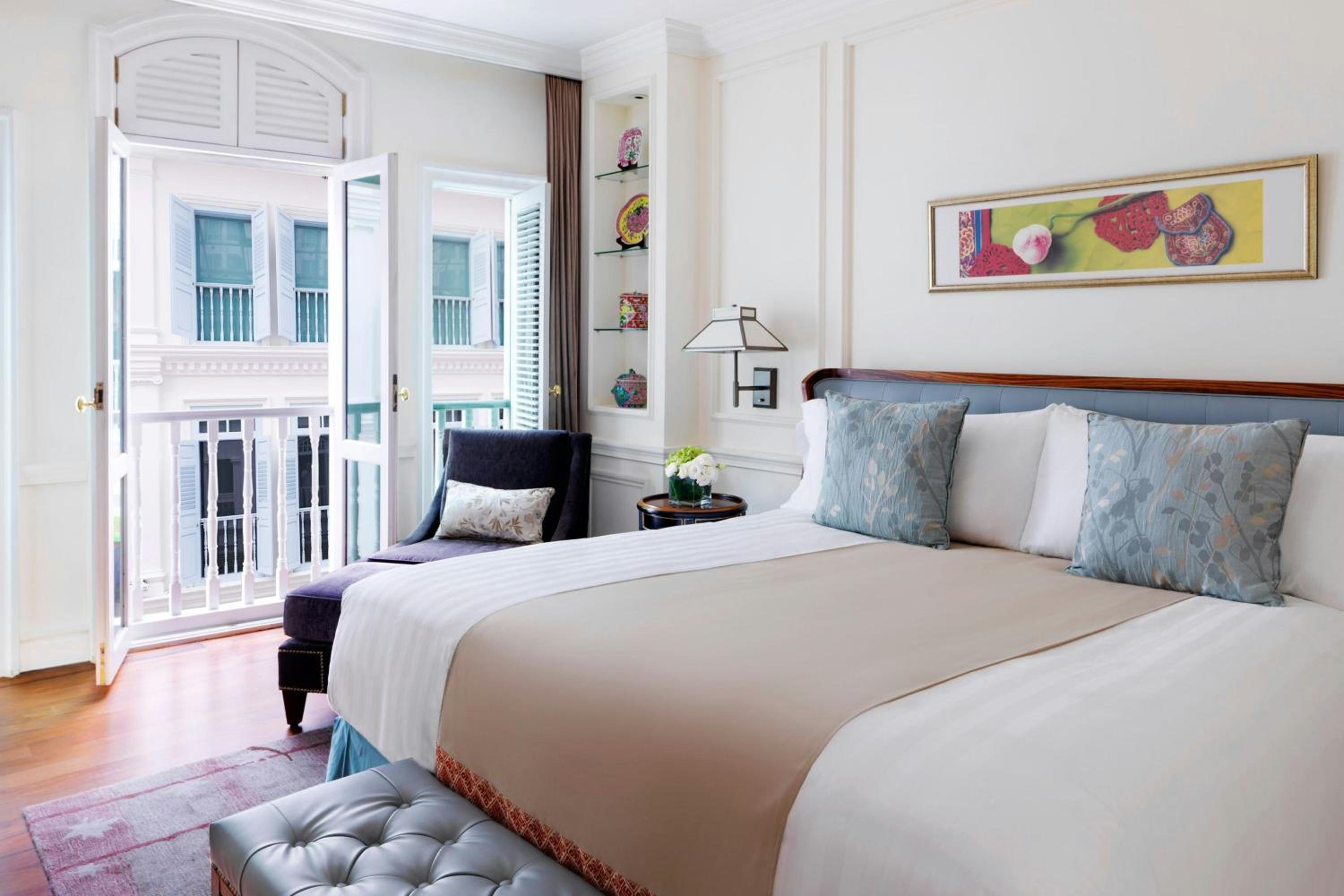 One-Bedroom Heritage King Suite with Club Access