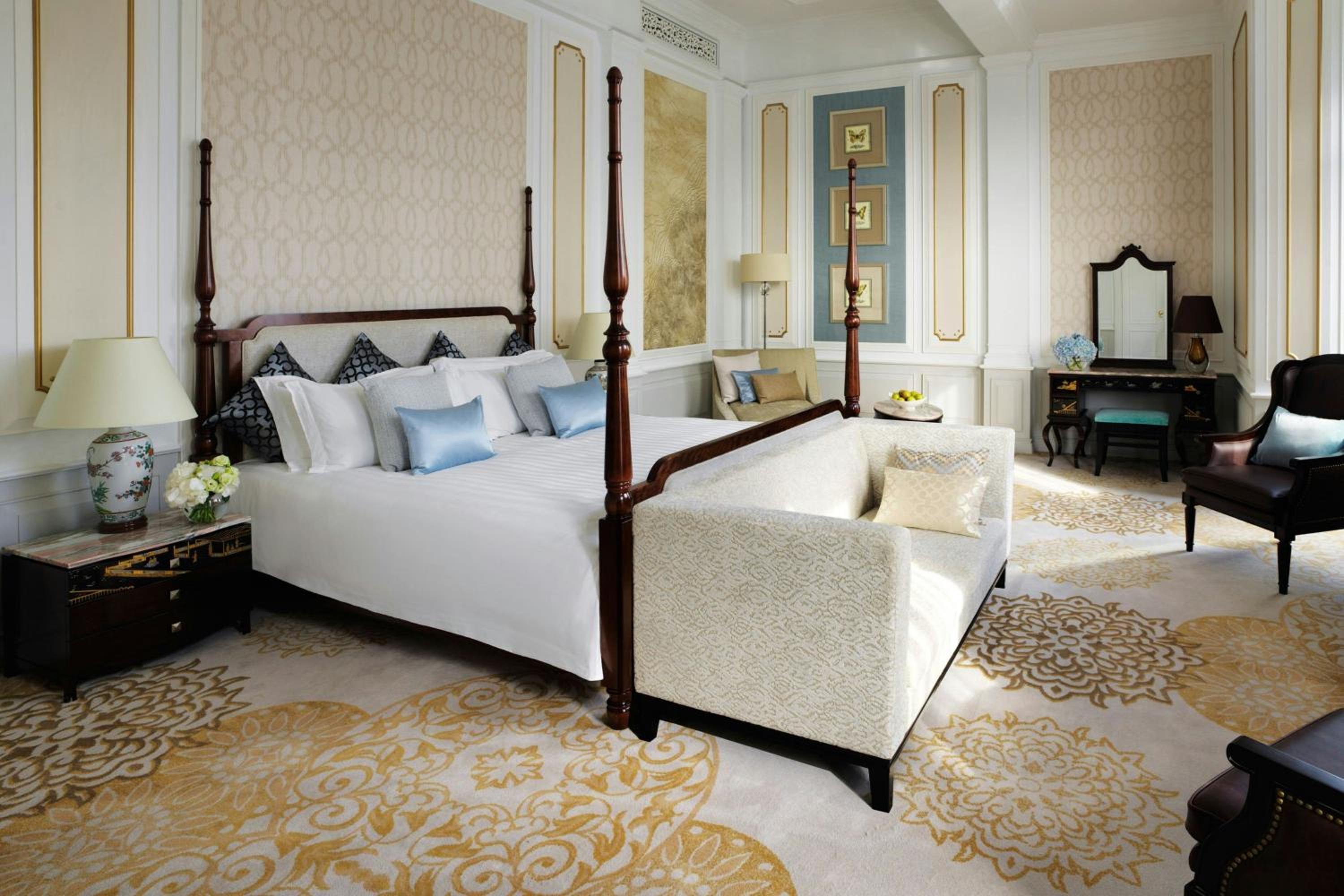 One-Bedroom Presidential Suite with Club Access