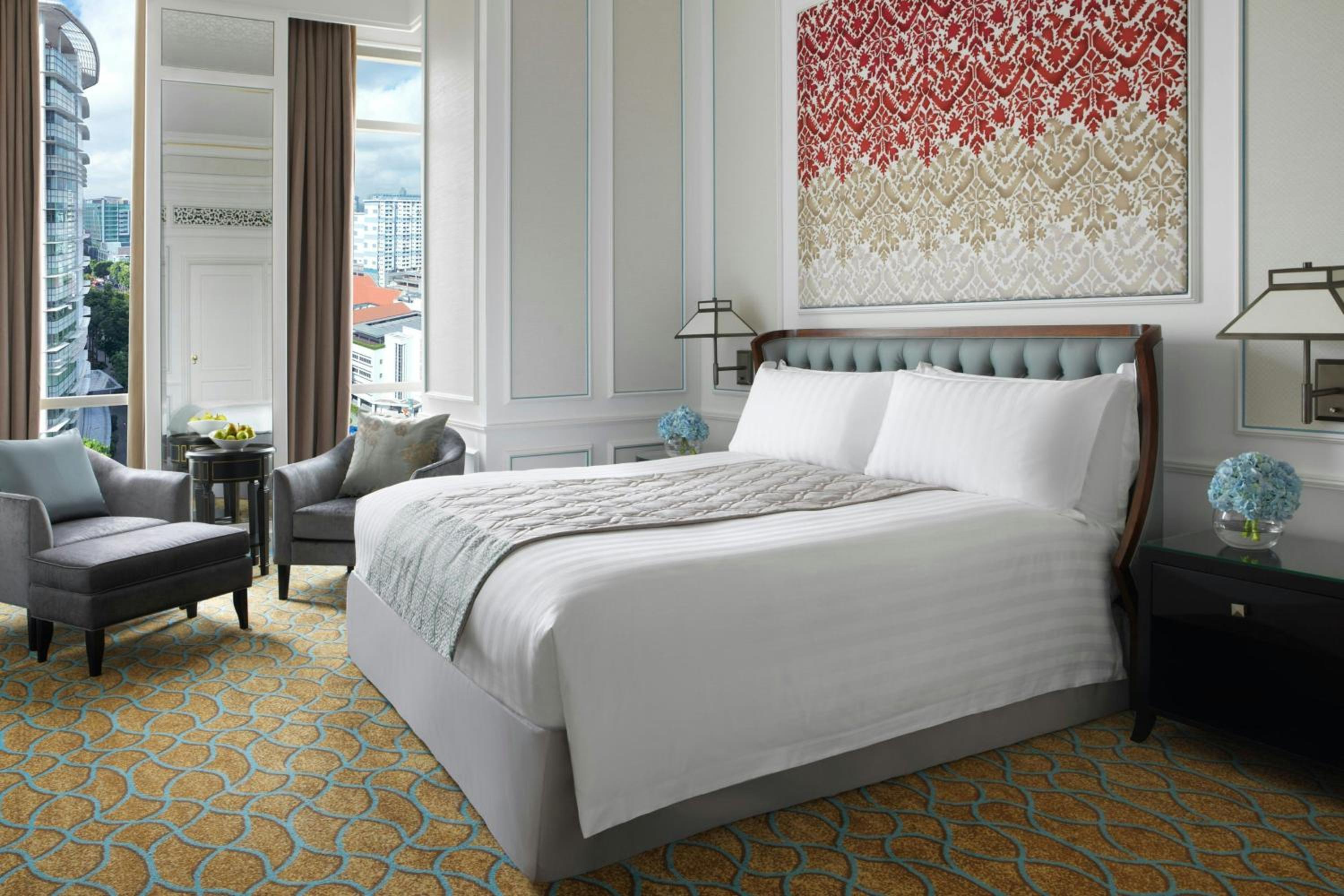 One-Bedroom Premier King Suite with Club Access