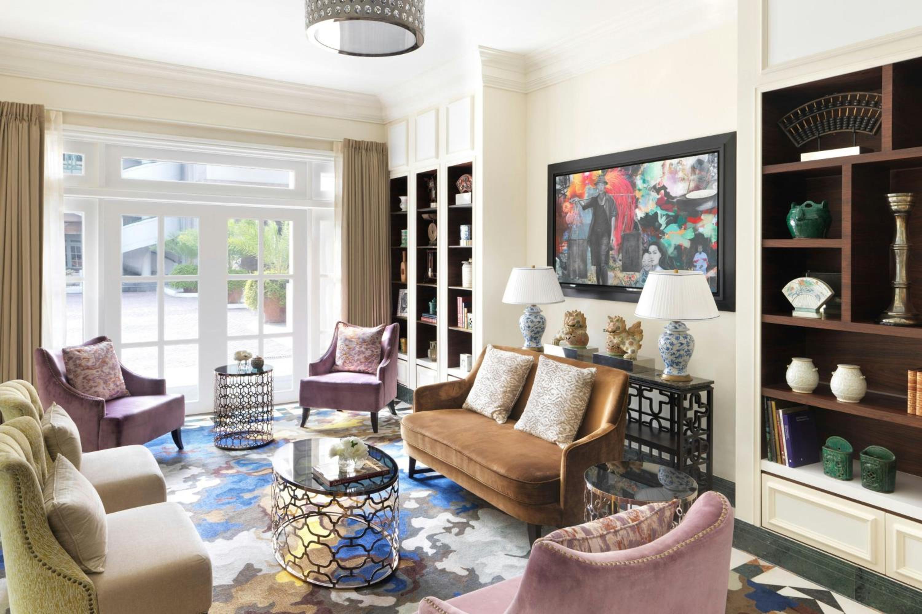 One-Bedroom Family Suite with Club Access