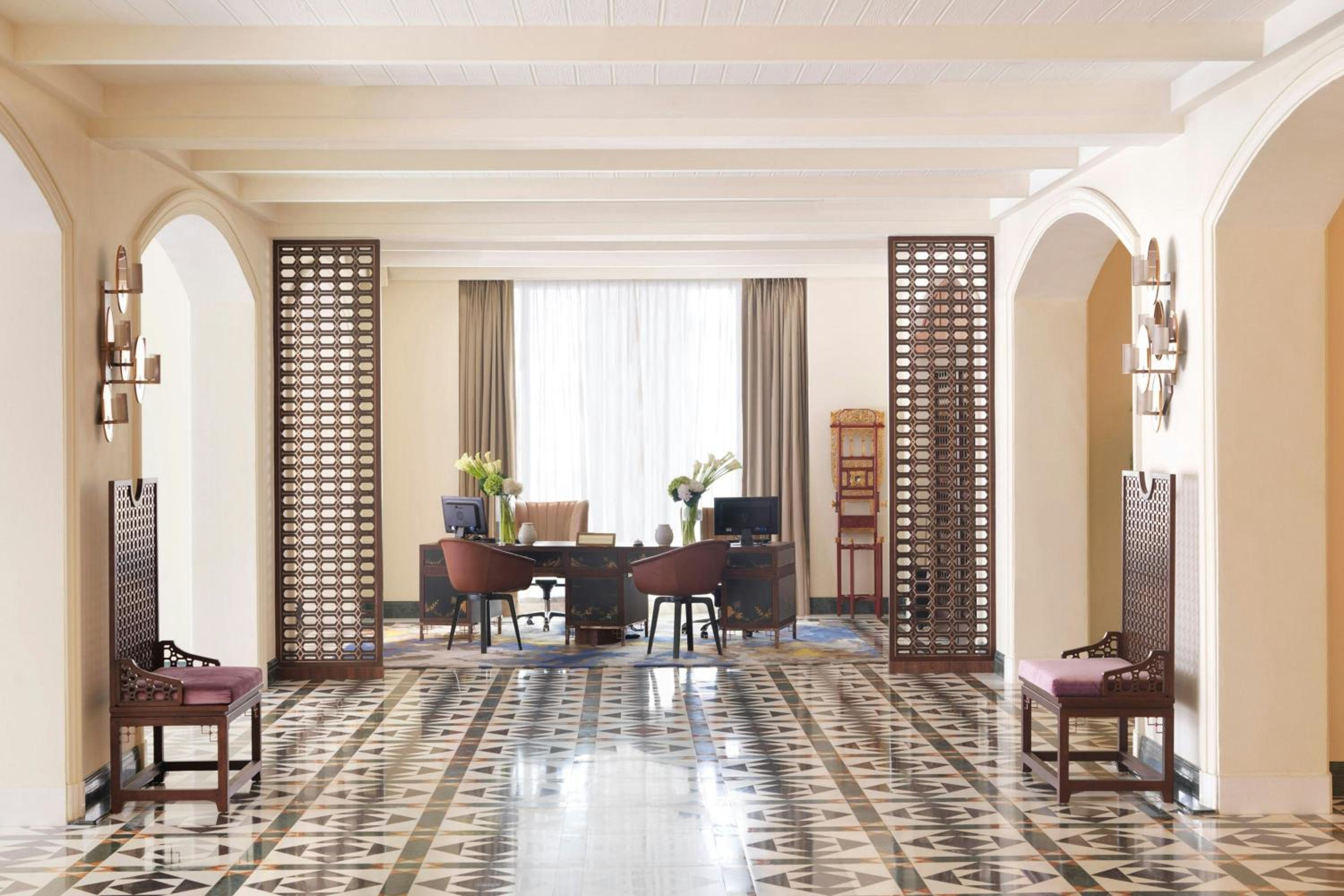 One-Bedroom Presidential Suite with Club Access